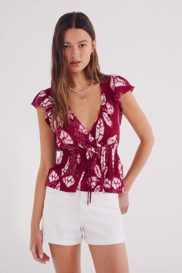 Springfield Top escote cruce estampado púrpura