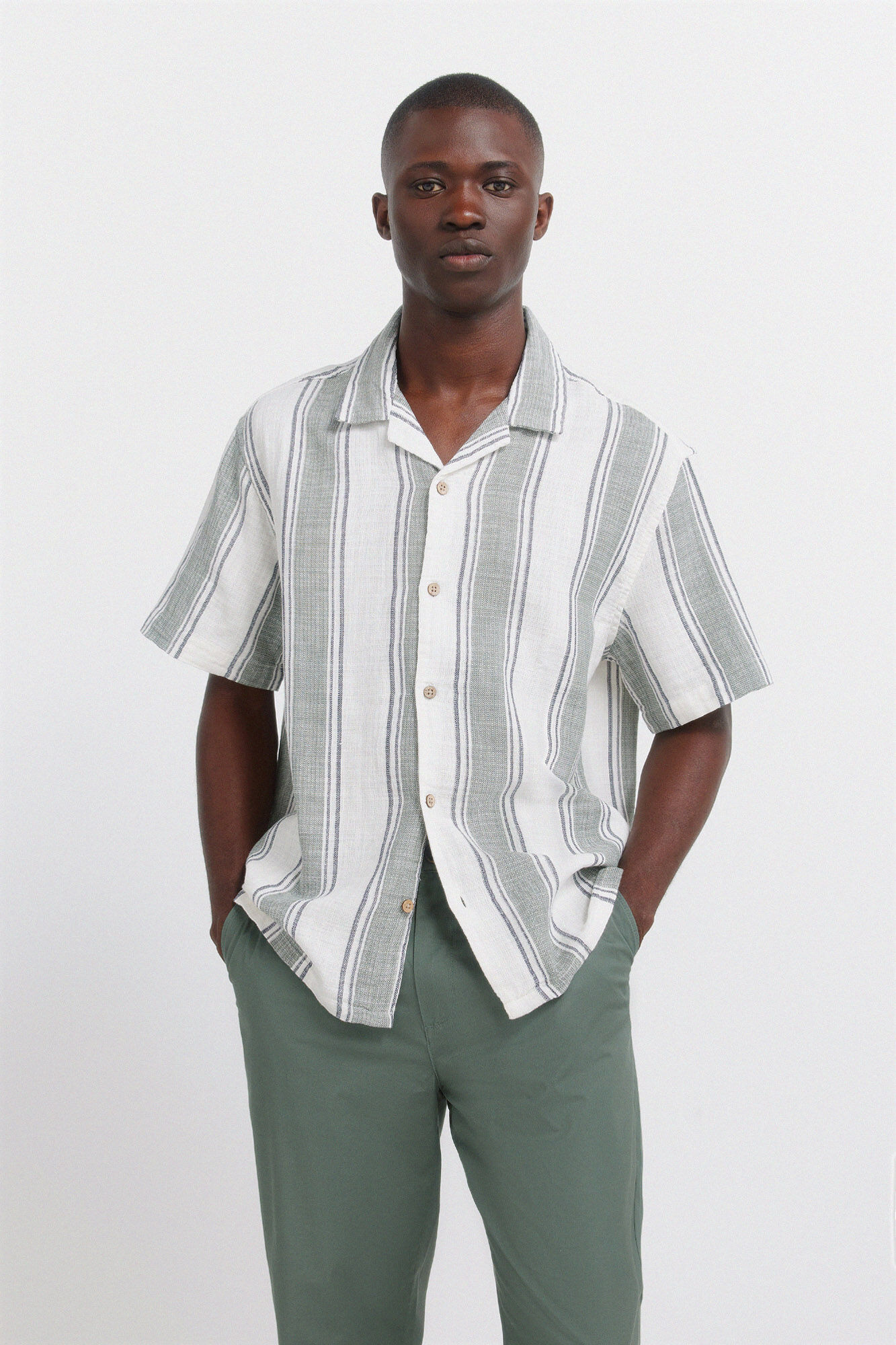 Springfield Pantal&oacute;n chino ligero c&oacute;modo slim fit caza oscuro