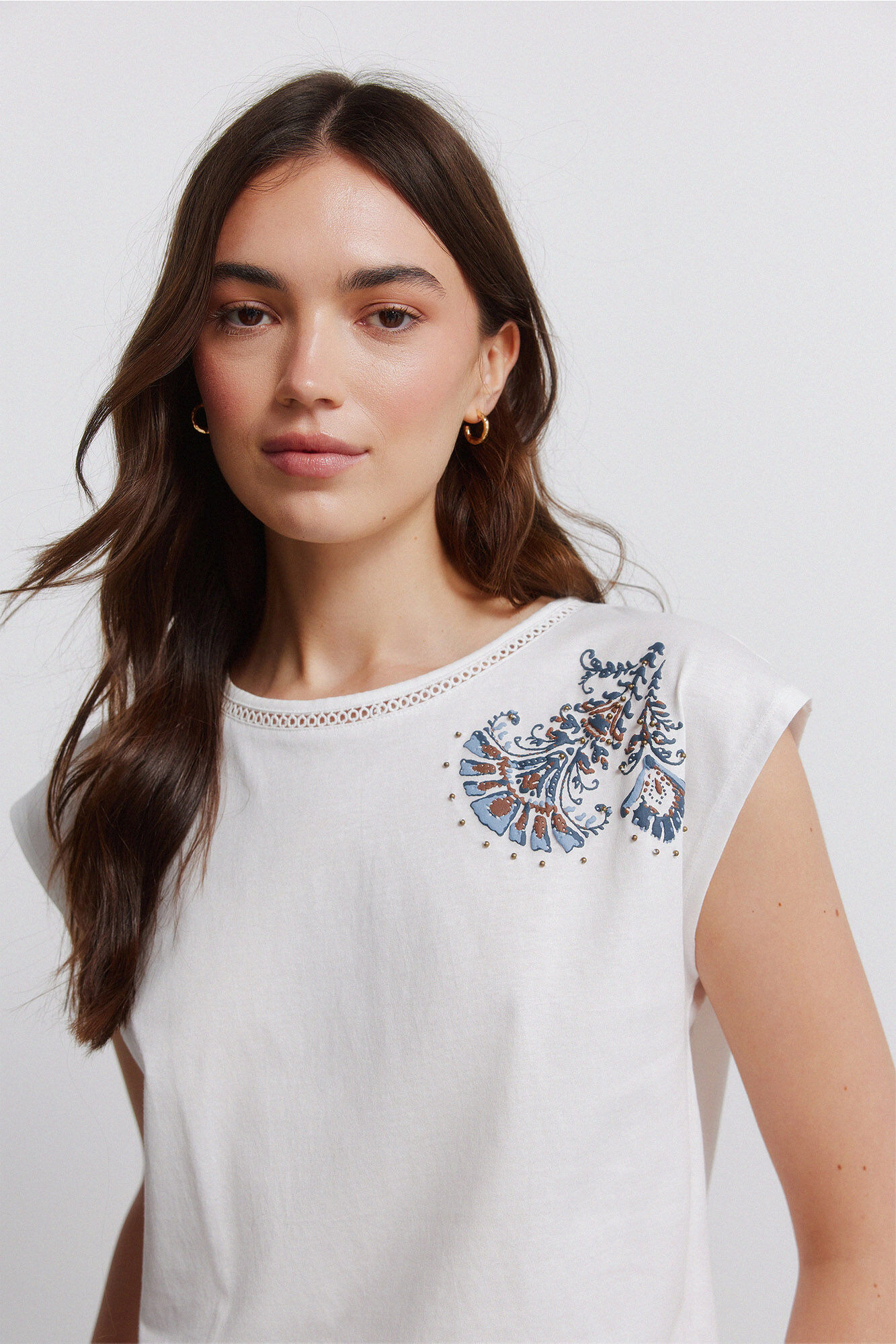 Springfield Playera de manga corta con bolitas