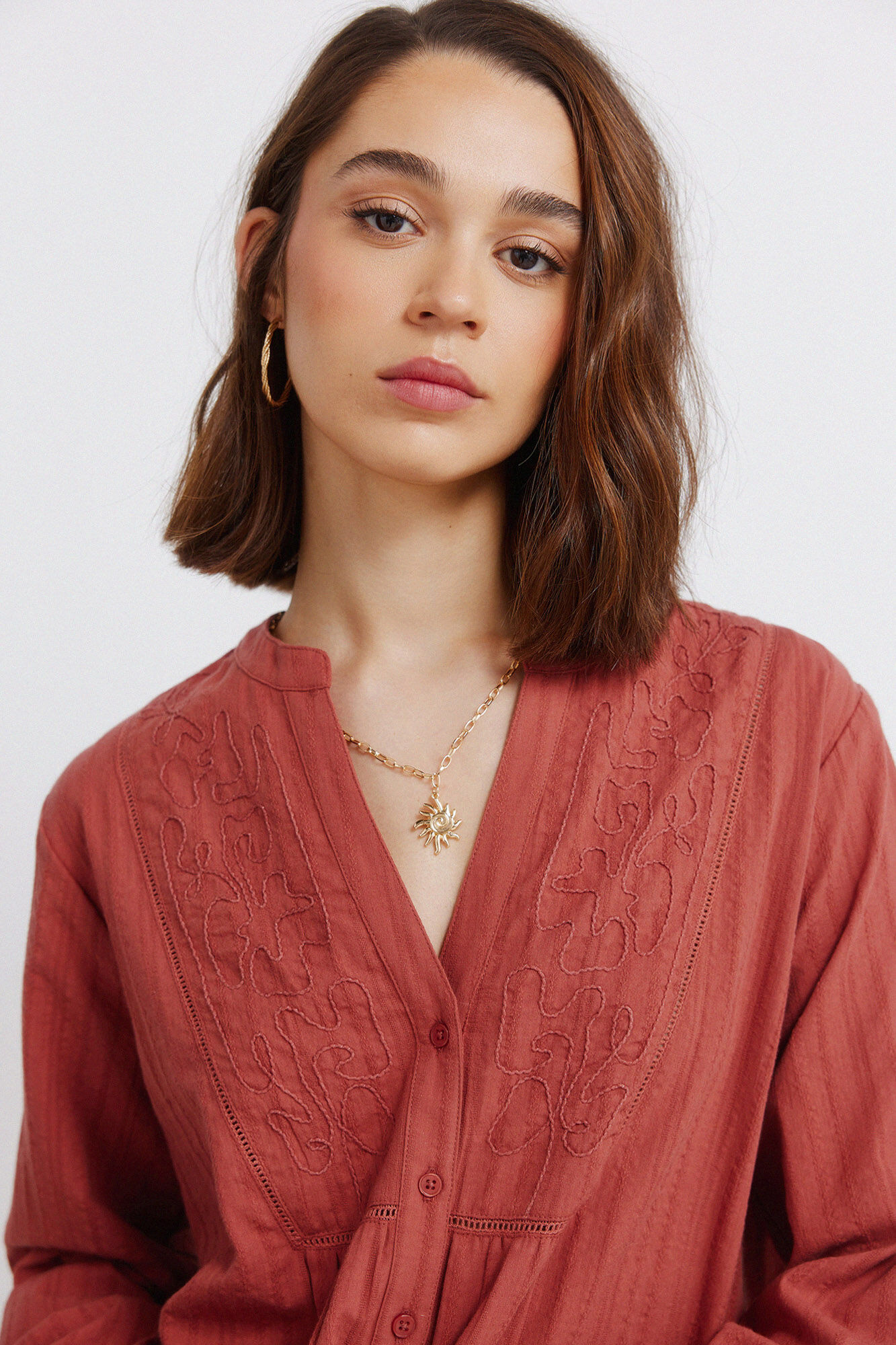 Springfield Blusa manga larga bordada coral