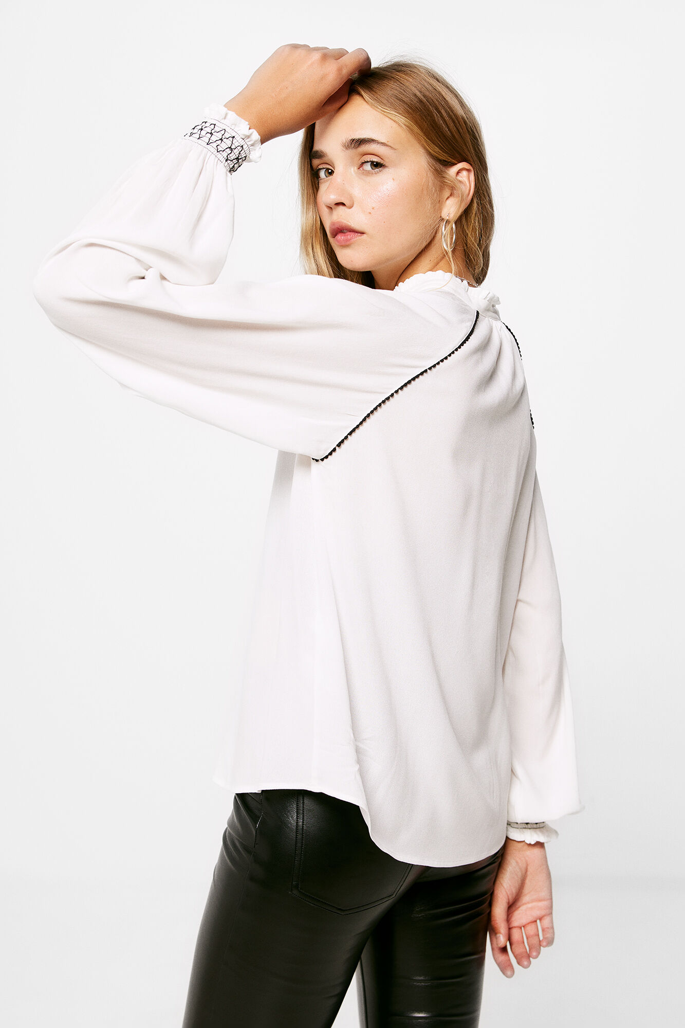 Springfield Blusa Lace Bolitas Contraste beige