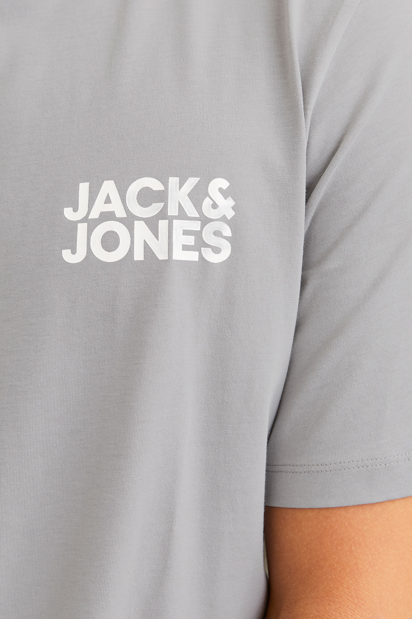 Jack & Jones Playera est&aacute;ndar fit gris