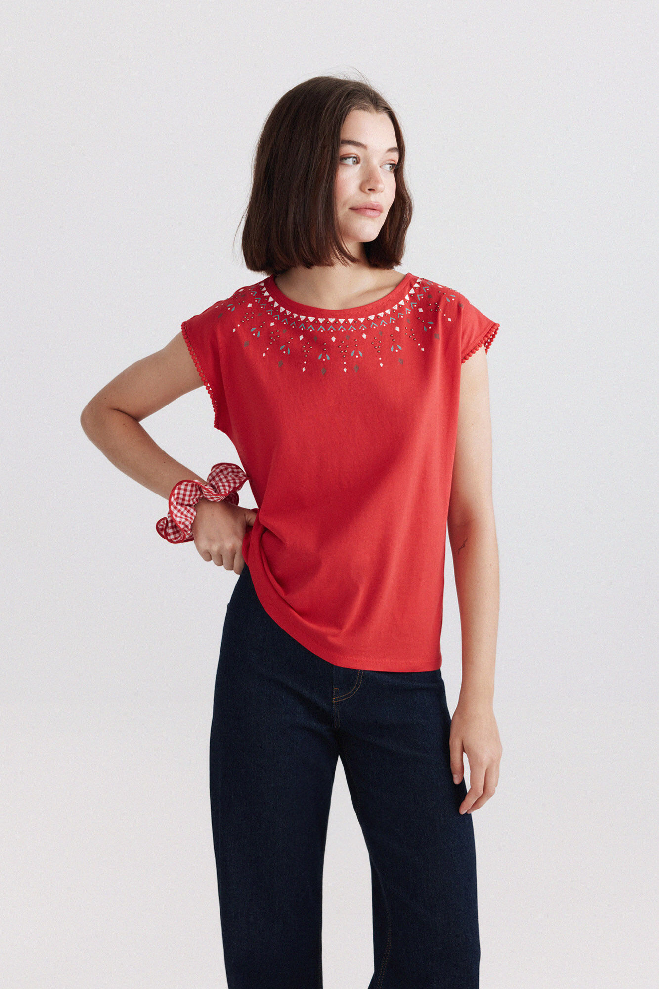 Springfield Playera sin mangas con bolitas rojo