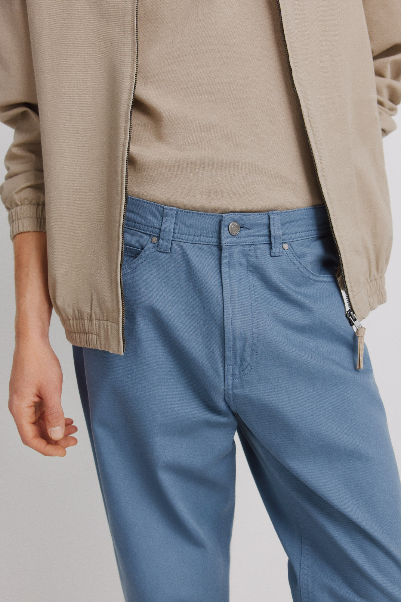 Springfield Pantal&oacute;n 5 bolsillos lavado straight fit azul