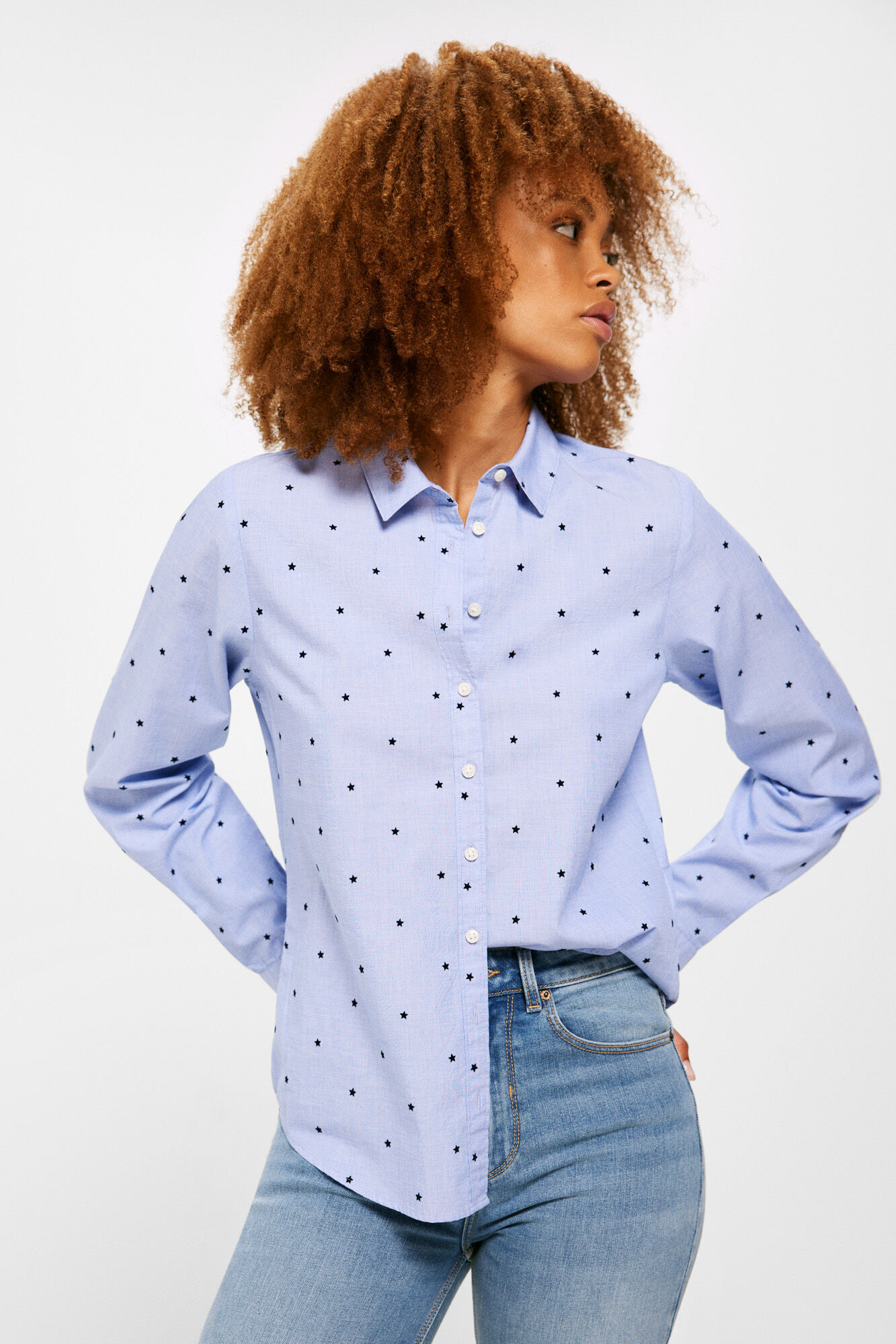 Camisa top con estrellas