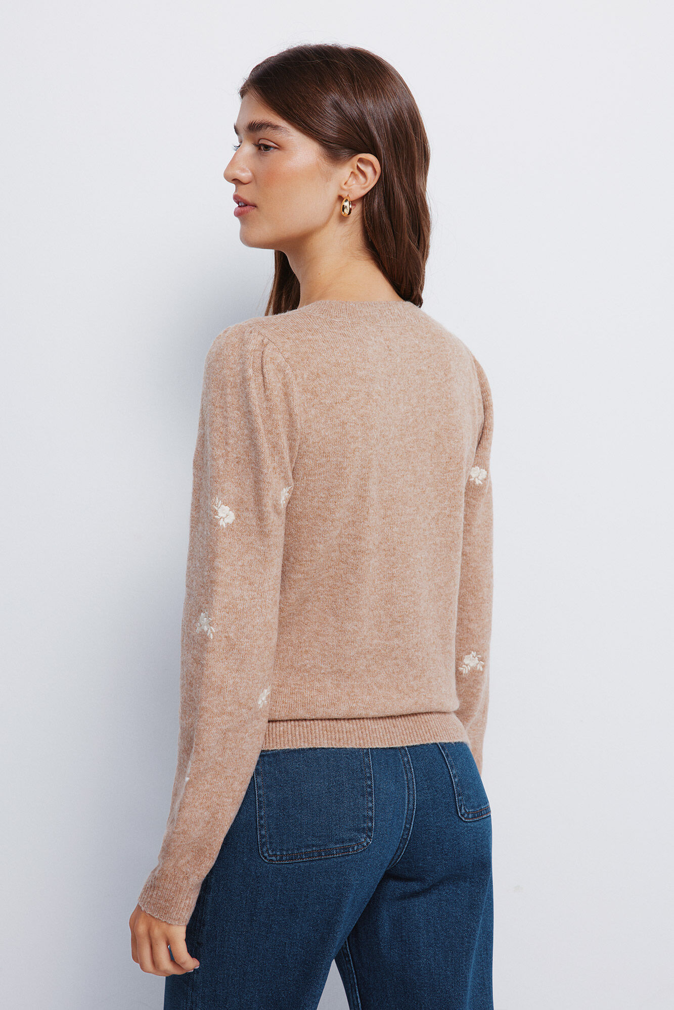 Springfield Jersey bordado con flores caf&eacute;