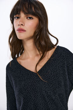 Springfield Playera chenilla hombros crochet negro