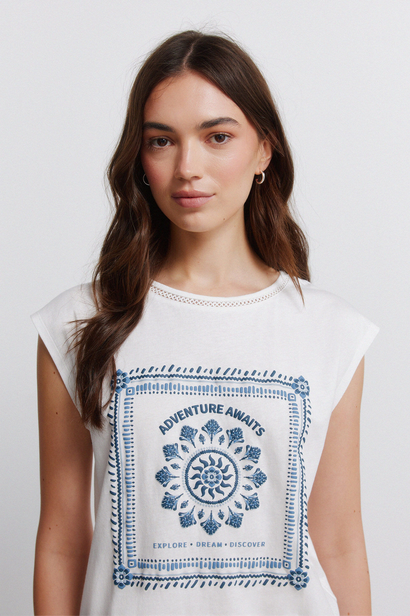 Springfield Playera de manga corta con bolitas