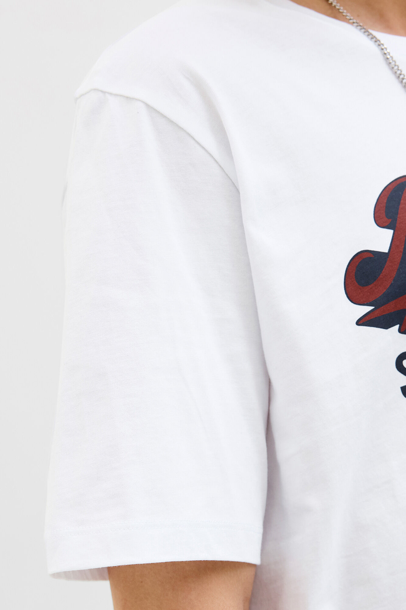 Jack & Jones Playera con logo grande natural