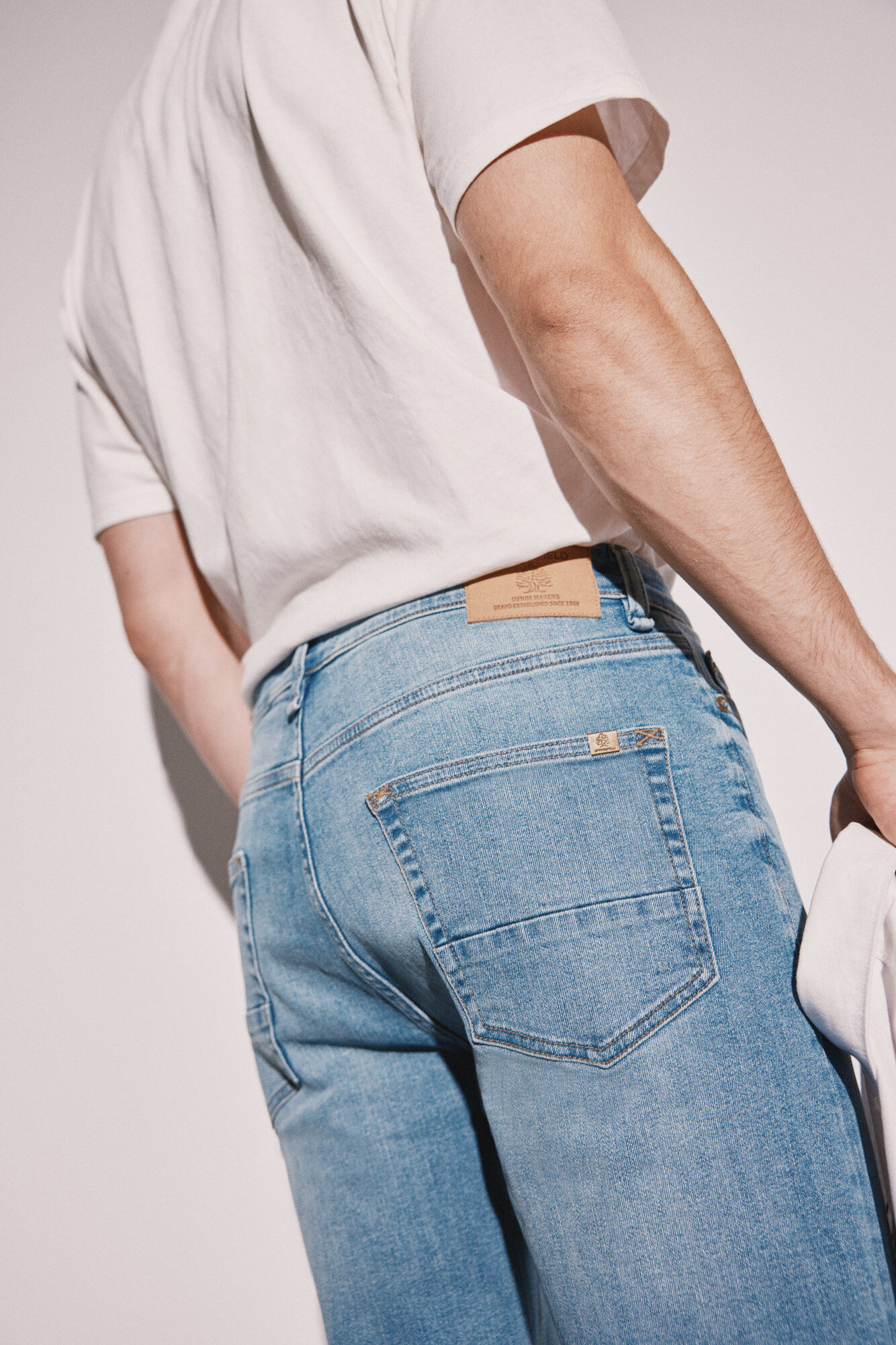 Springfield Jeans slim lavado medio ensuciado turquesa