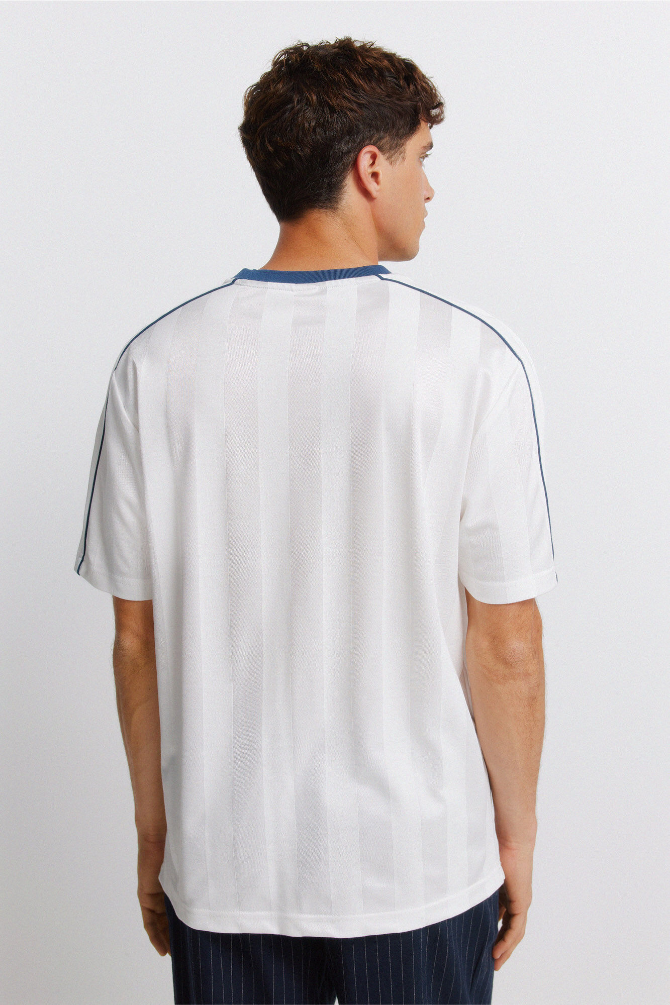 Springfield Playera de f&uacute;tbol almost marfil