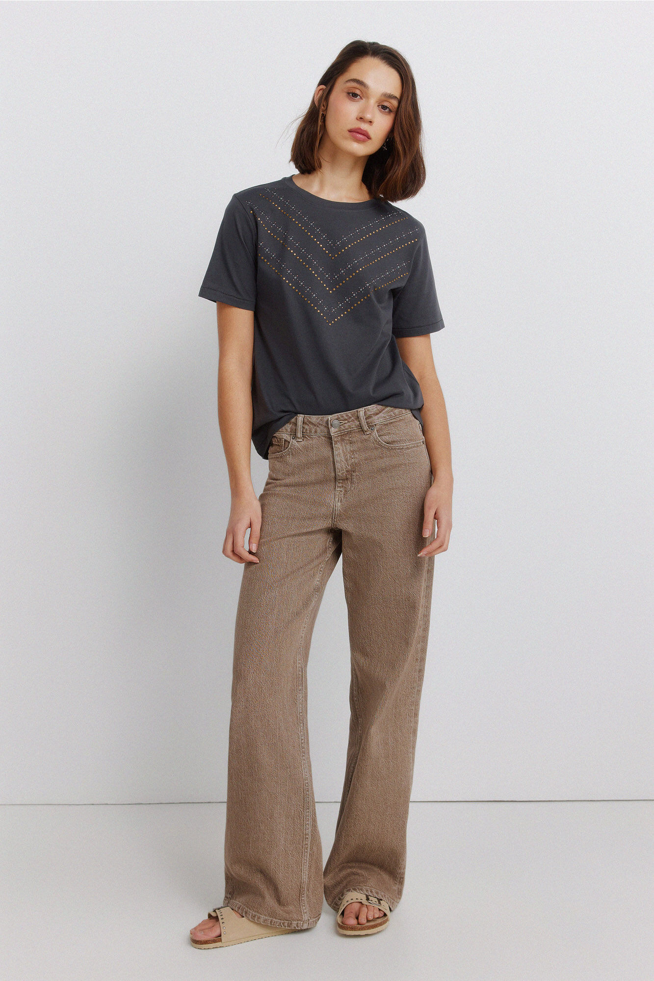 Springfield Playera manga corta con estoperoles