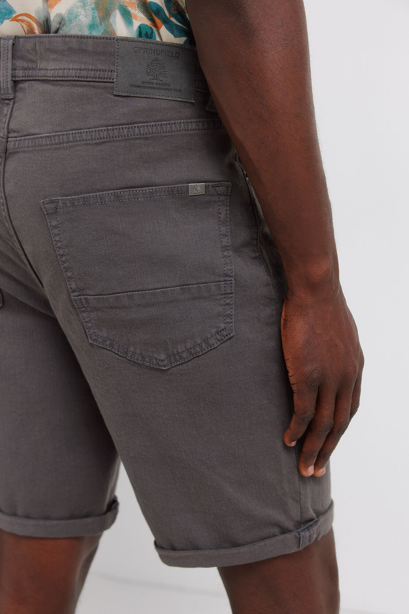 Springfield Bermudas 5 bolsillos lavadas slim fit gris