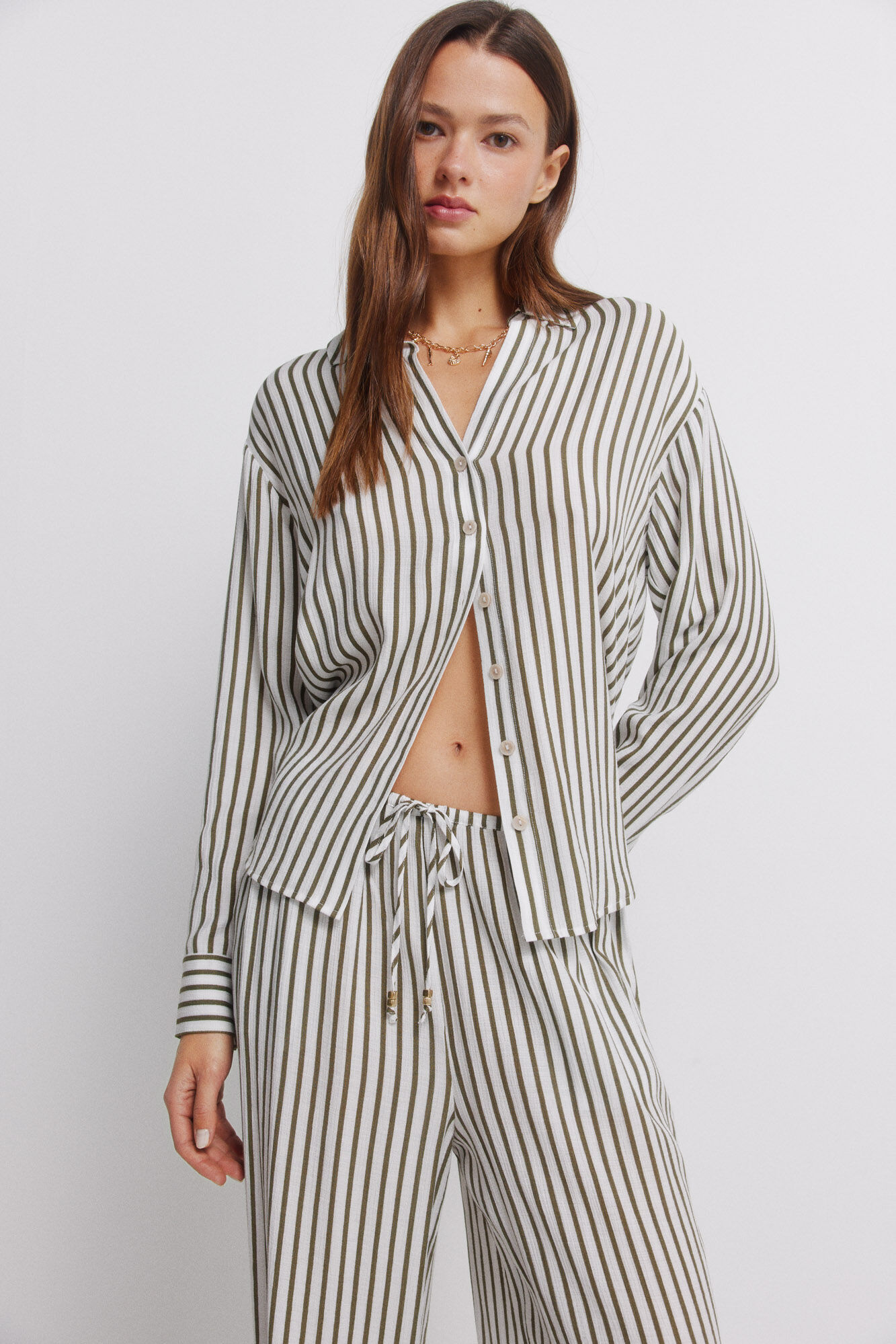 Springfield Pantal&oacute;n largo holgado khaki