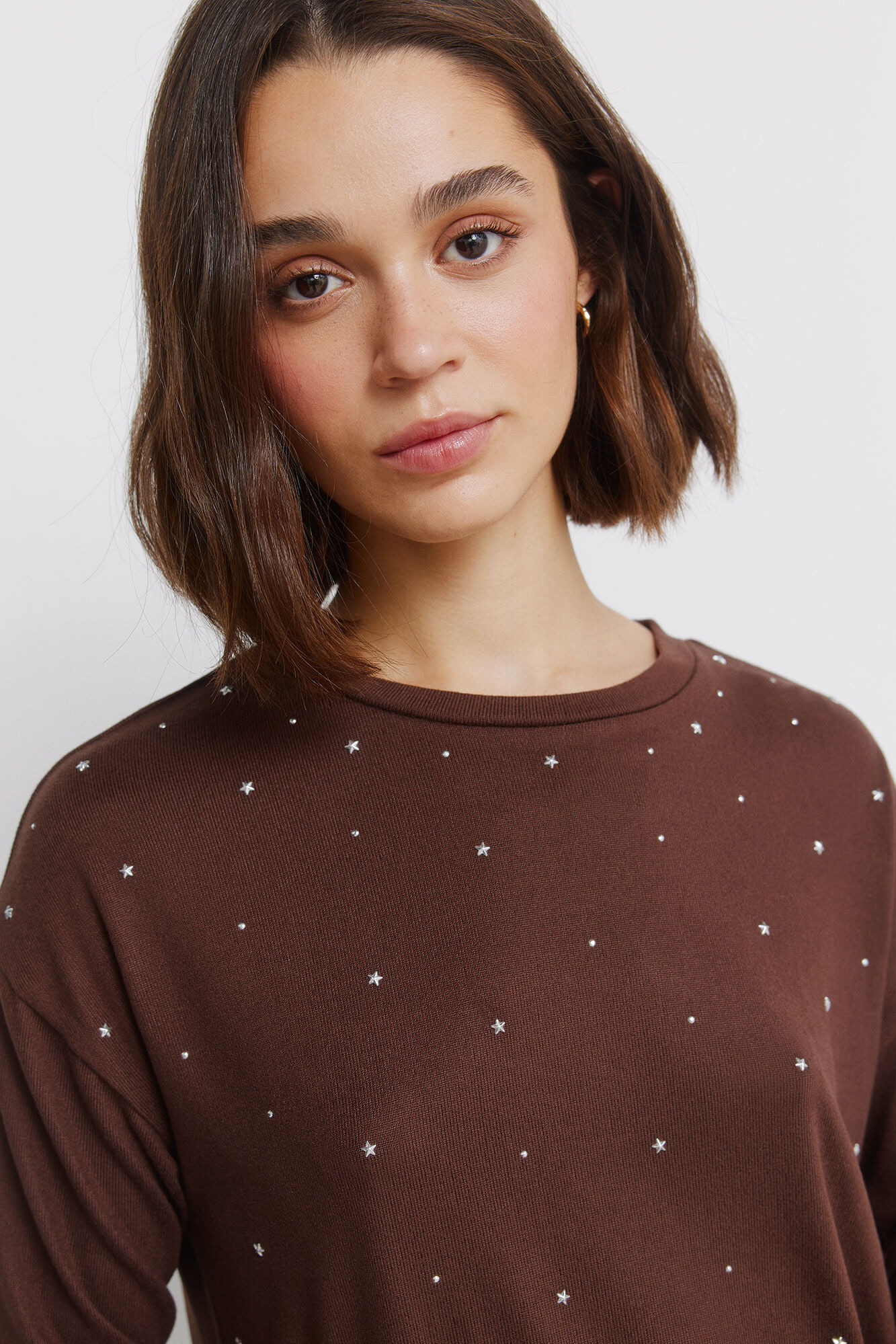 Springfield Playera con tachuelas en la parte delantera