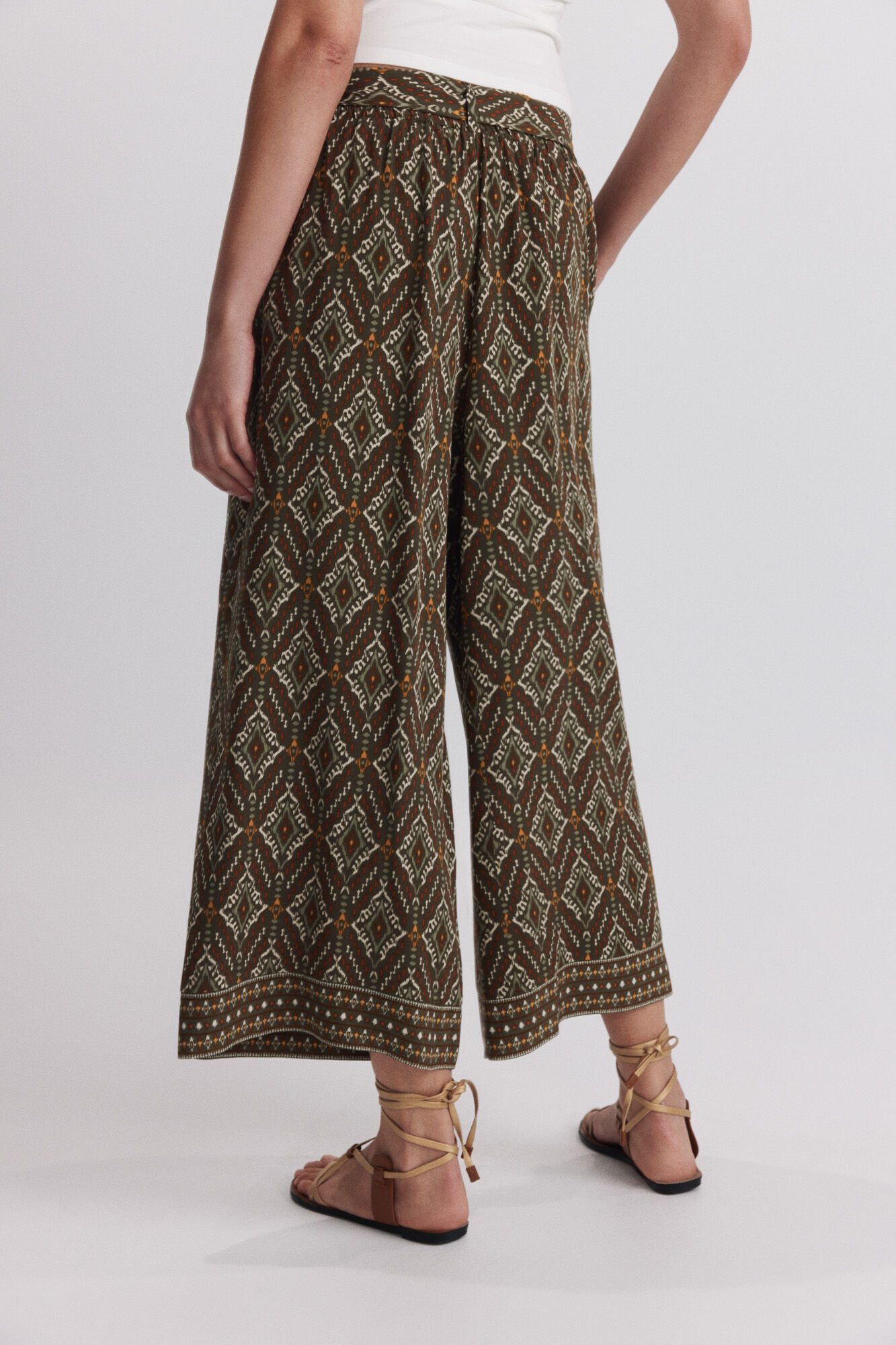 Springfield Pantal&oacute;n fluido estampado con cintur&oacute;n khaki