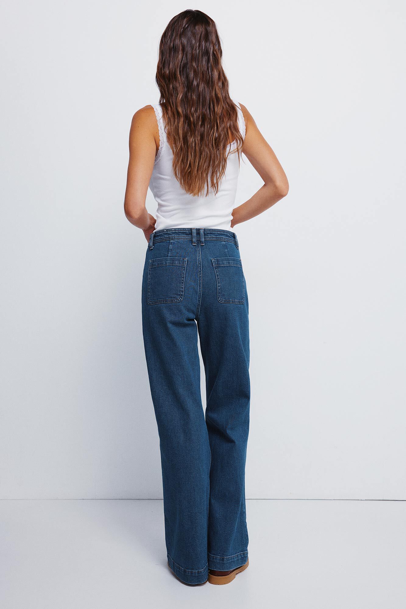 Springfield Jeans s&uacute;per acampanados y c&oacute;modos azul