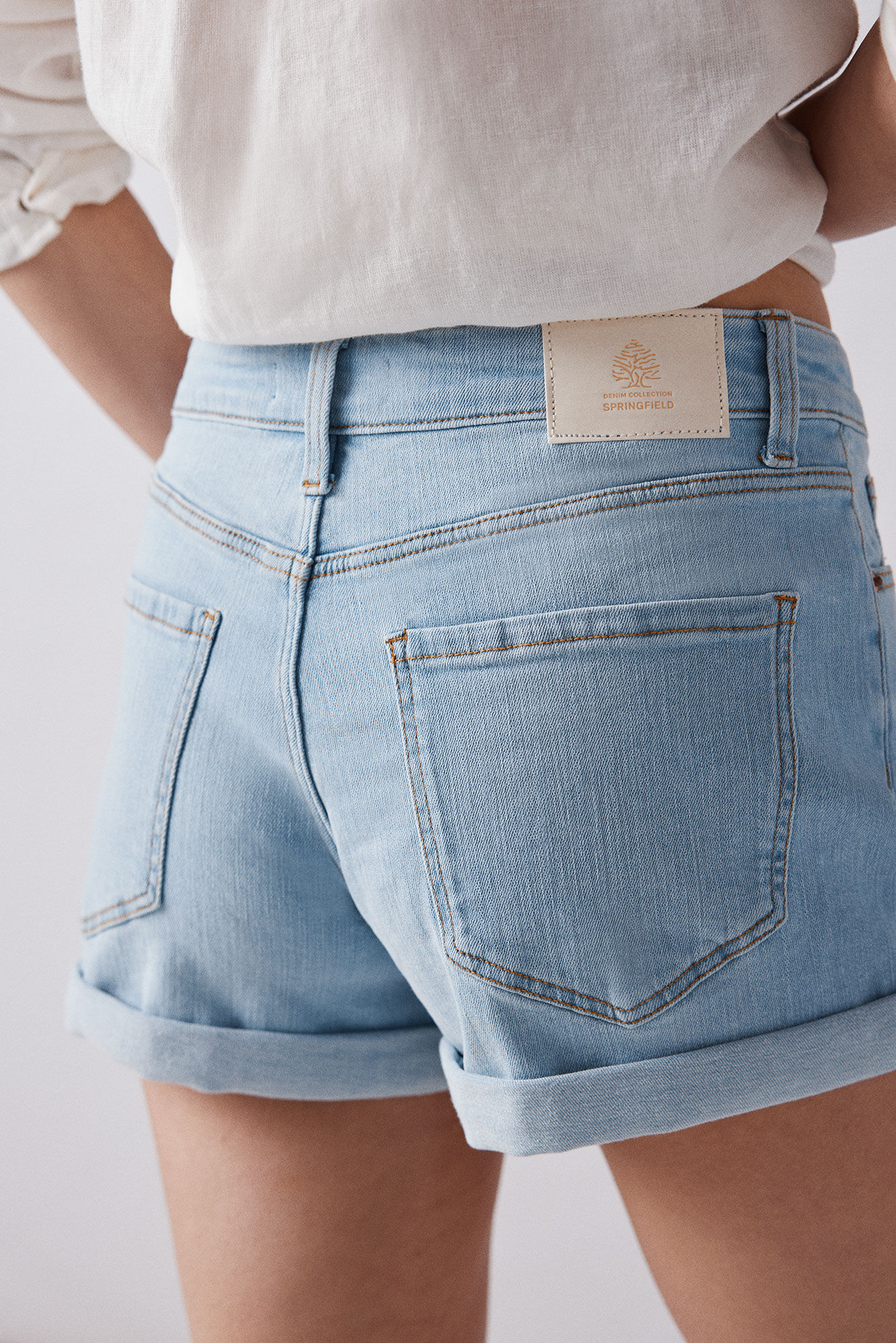 Shorts basicos 2025