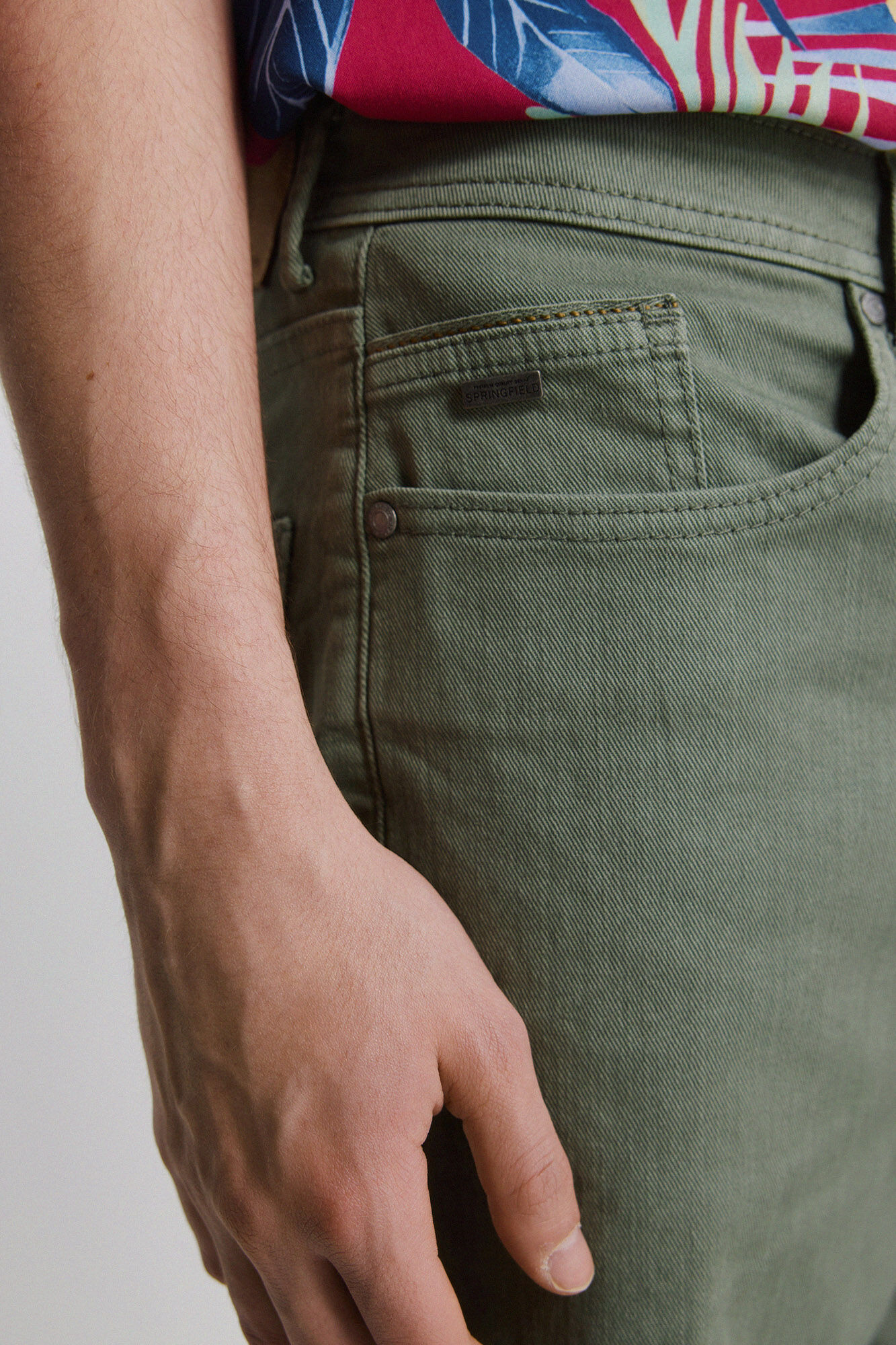 Springfield Bermudas de 5 bolsillos lavadas slim fit verde