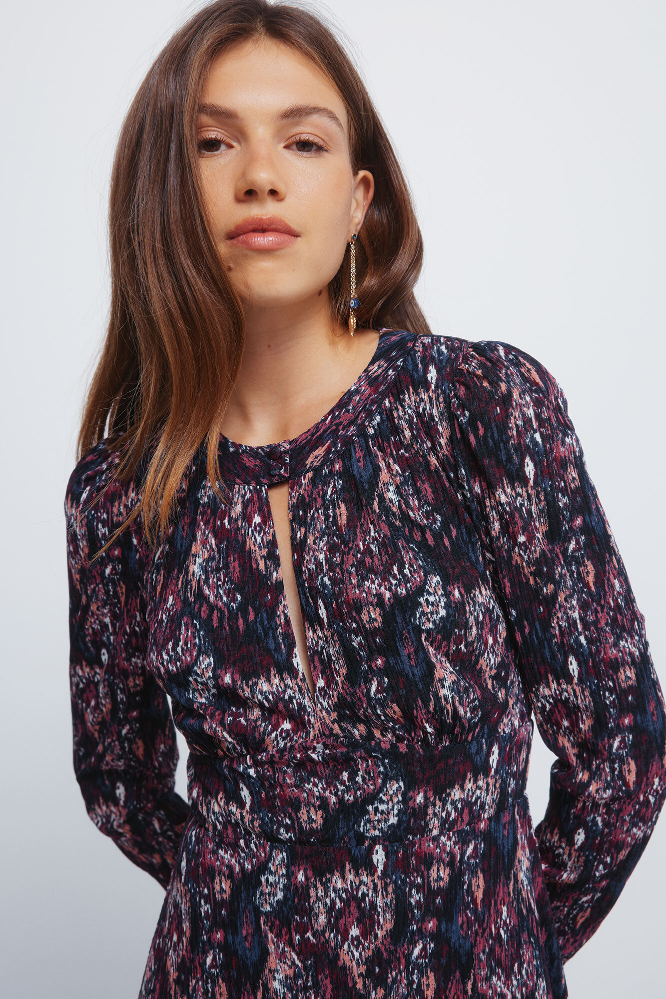 Springfield Vestido midi con escote escote y estampado p&uacute;rpura