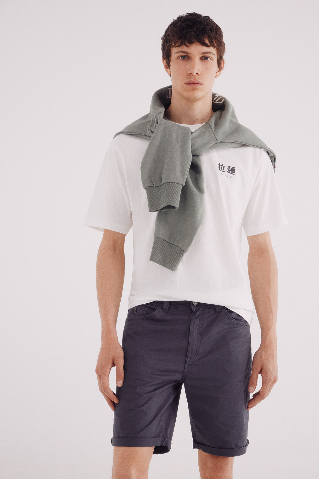 Springfield Bermuda color ligera lavada slim fit azul