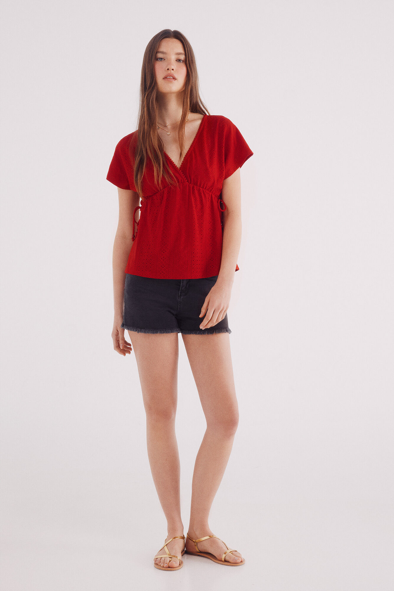 Springfield Top bordado suizo lazos cintura rojo