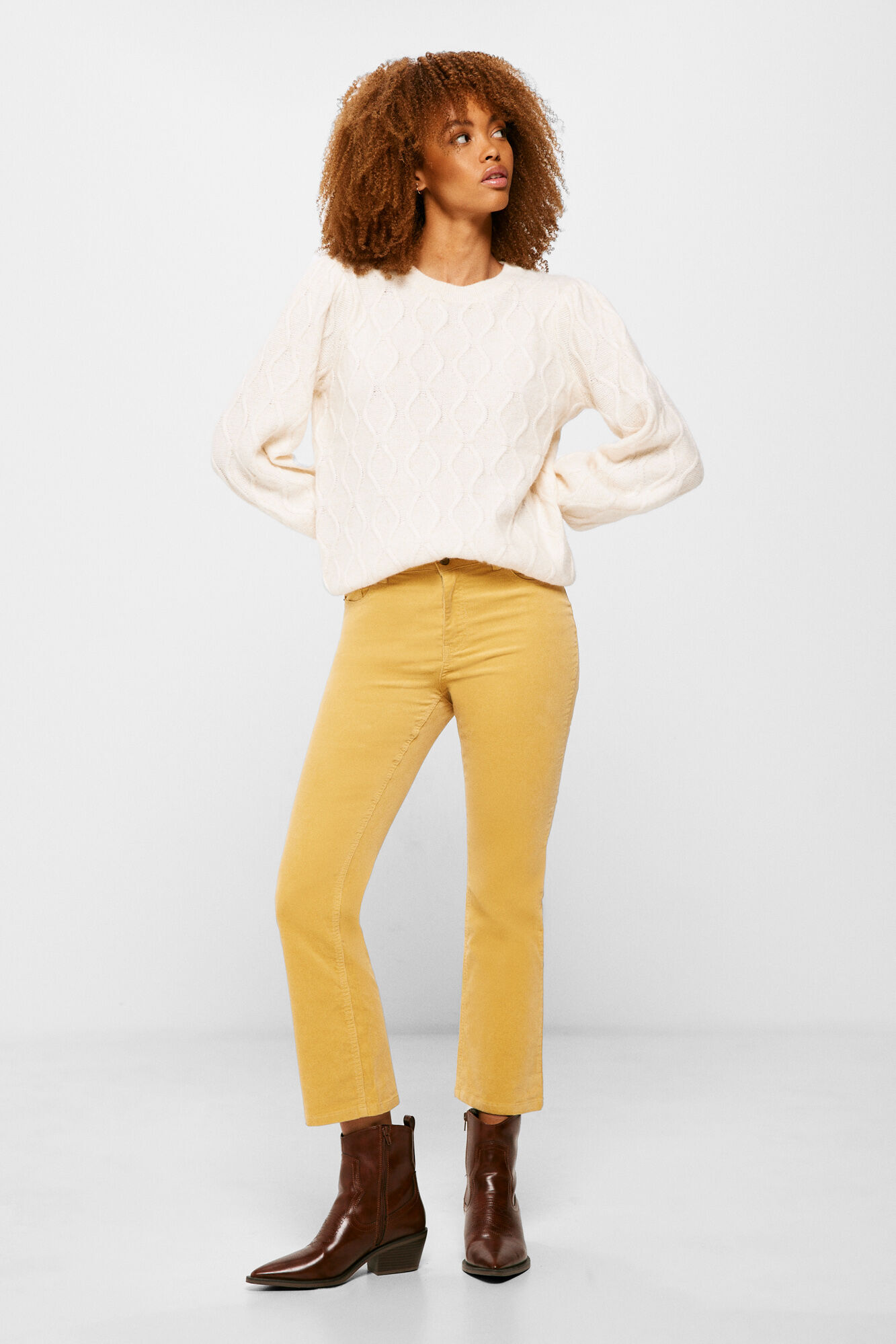Springfield Pantal&oacute;n Pana Kick Flare amarillo