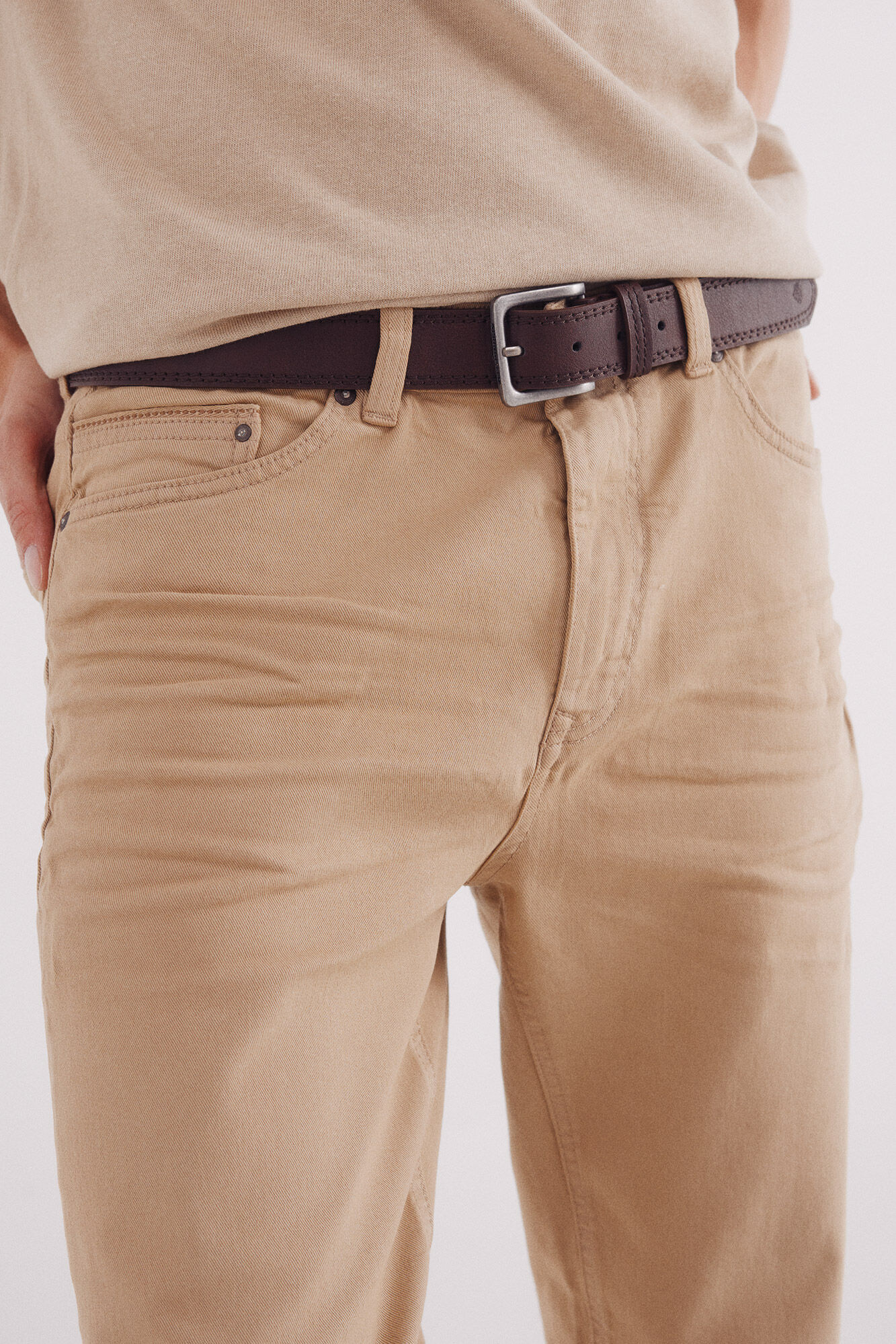 Springfield Pantal&oacute;n slim fit de 5 bolsillo beige