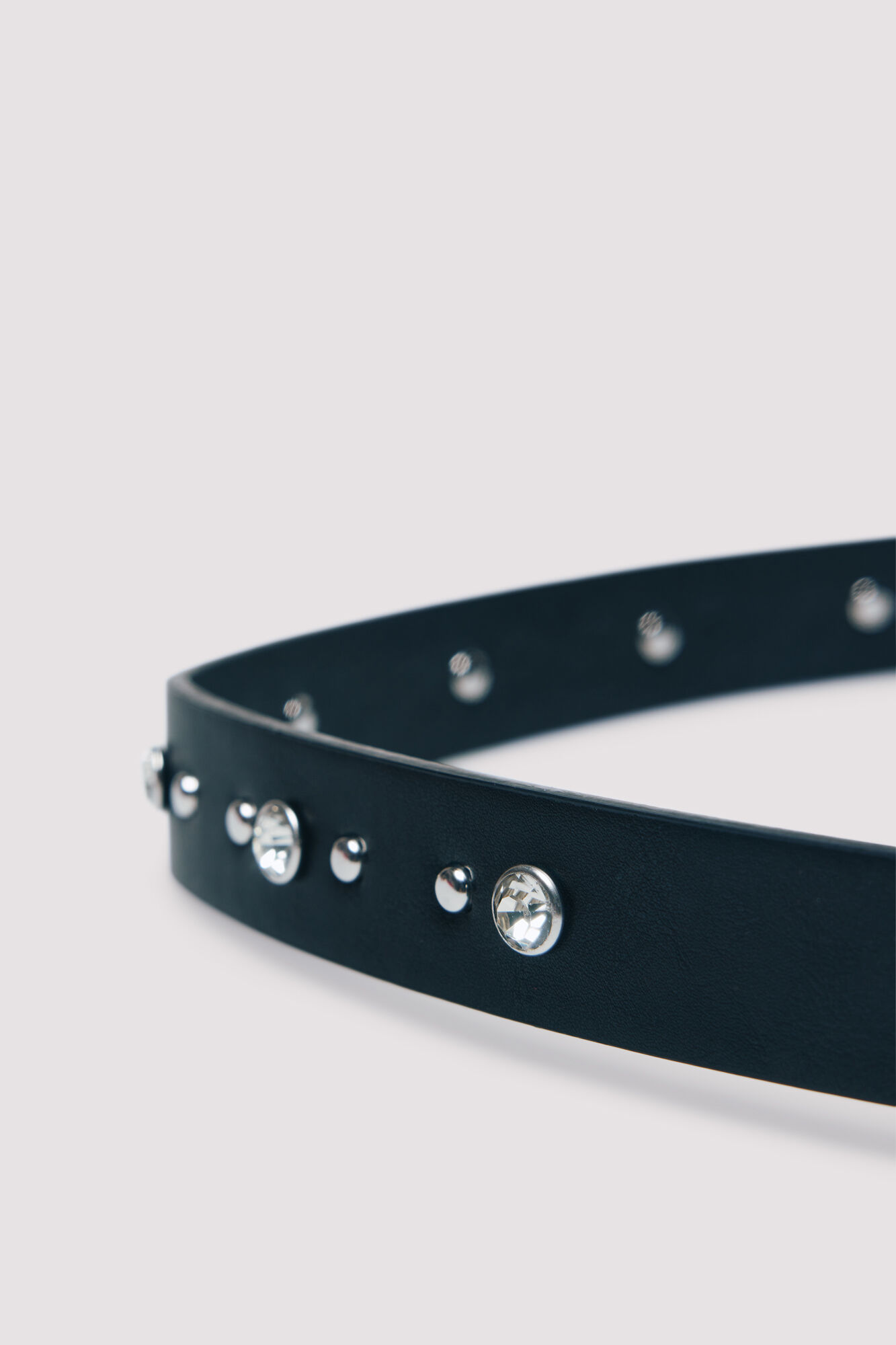 Springfield Cintur&oacute;n con tachuelas de metal negro