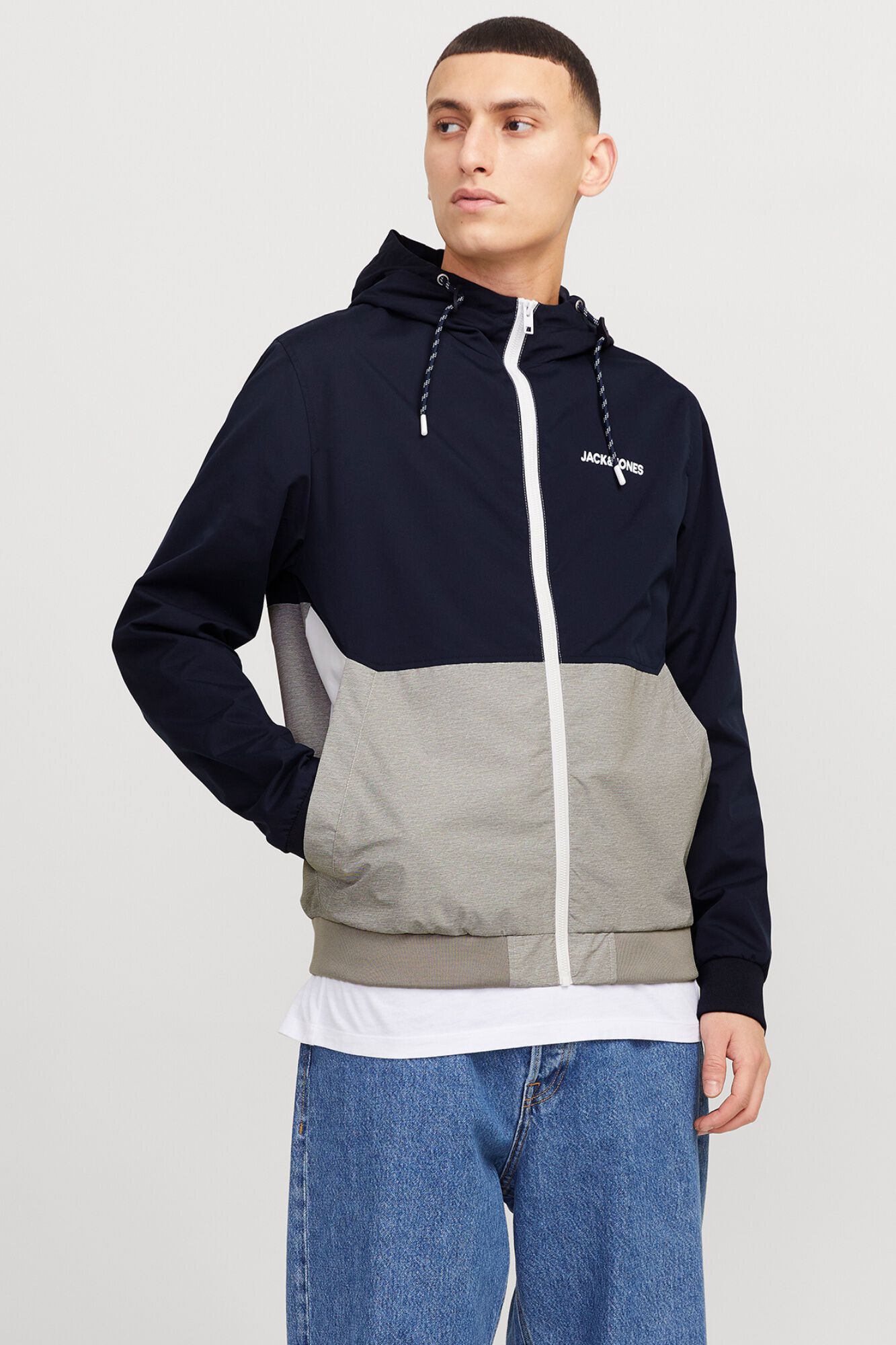 Jack & Jones Chamarra ligera con capucha