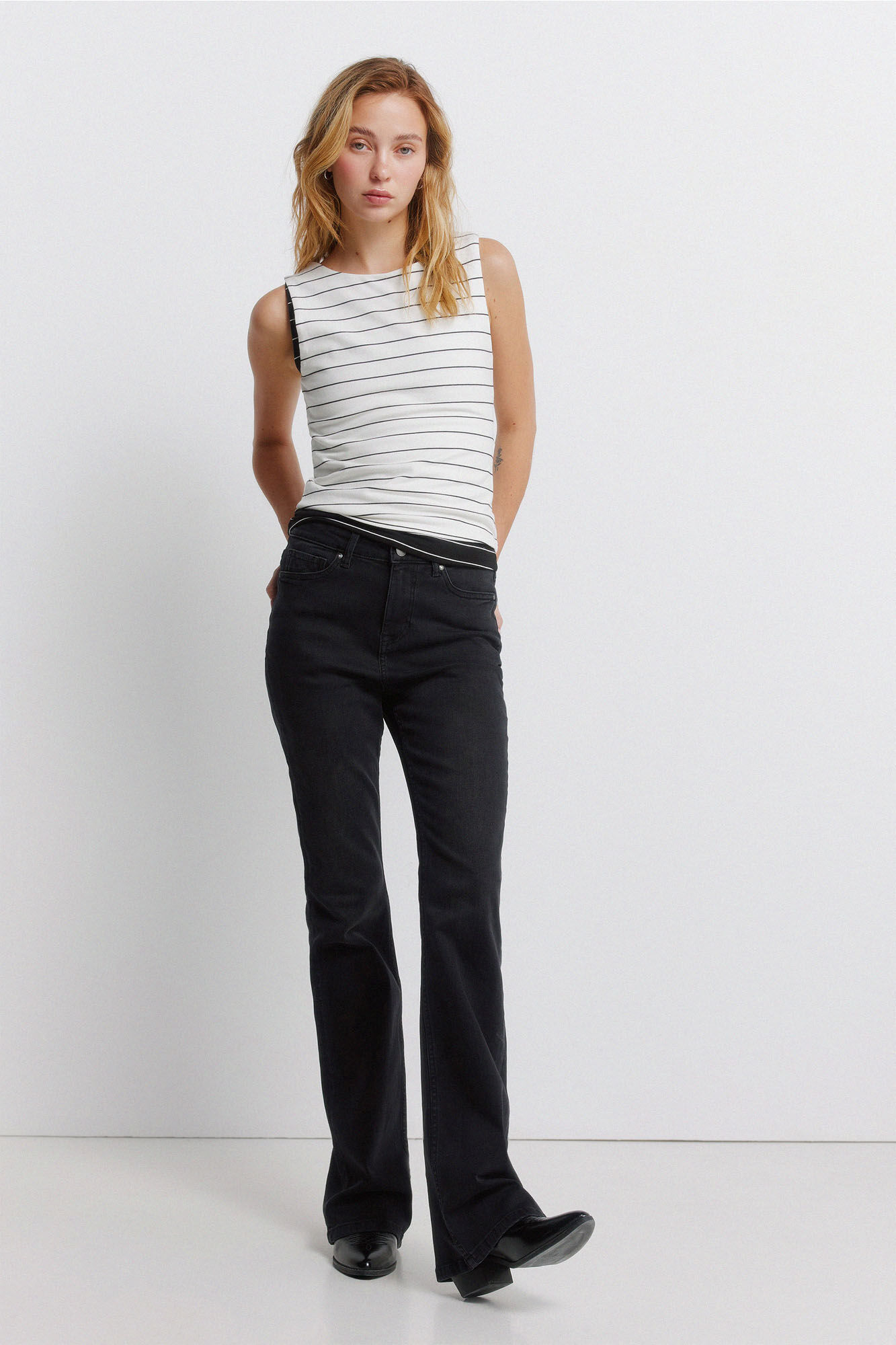 Springfield Top sin mangas cuello redondo de algod&oacute;n beige