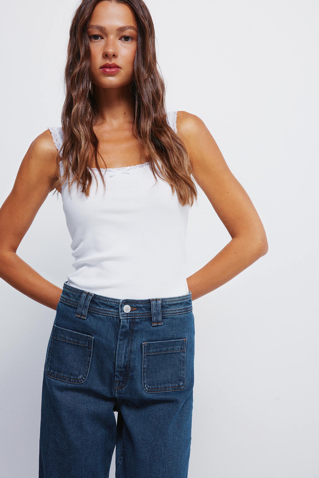 Springfield Jeans s&uacute;per acampanados y c&oacute;modos azul