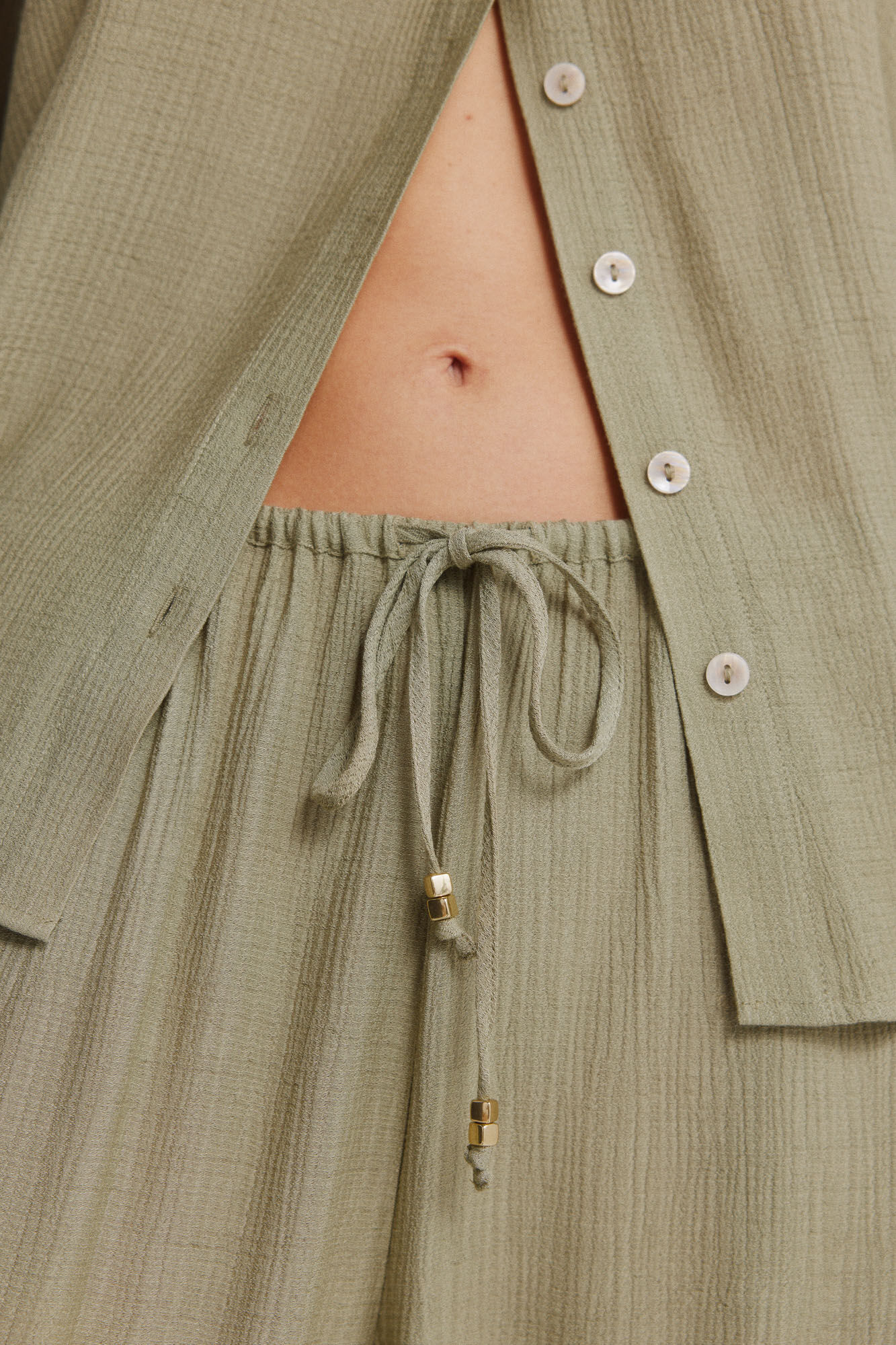 Springfield Pantal&oacute;n largo holgado kaki