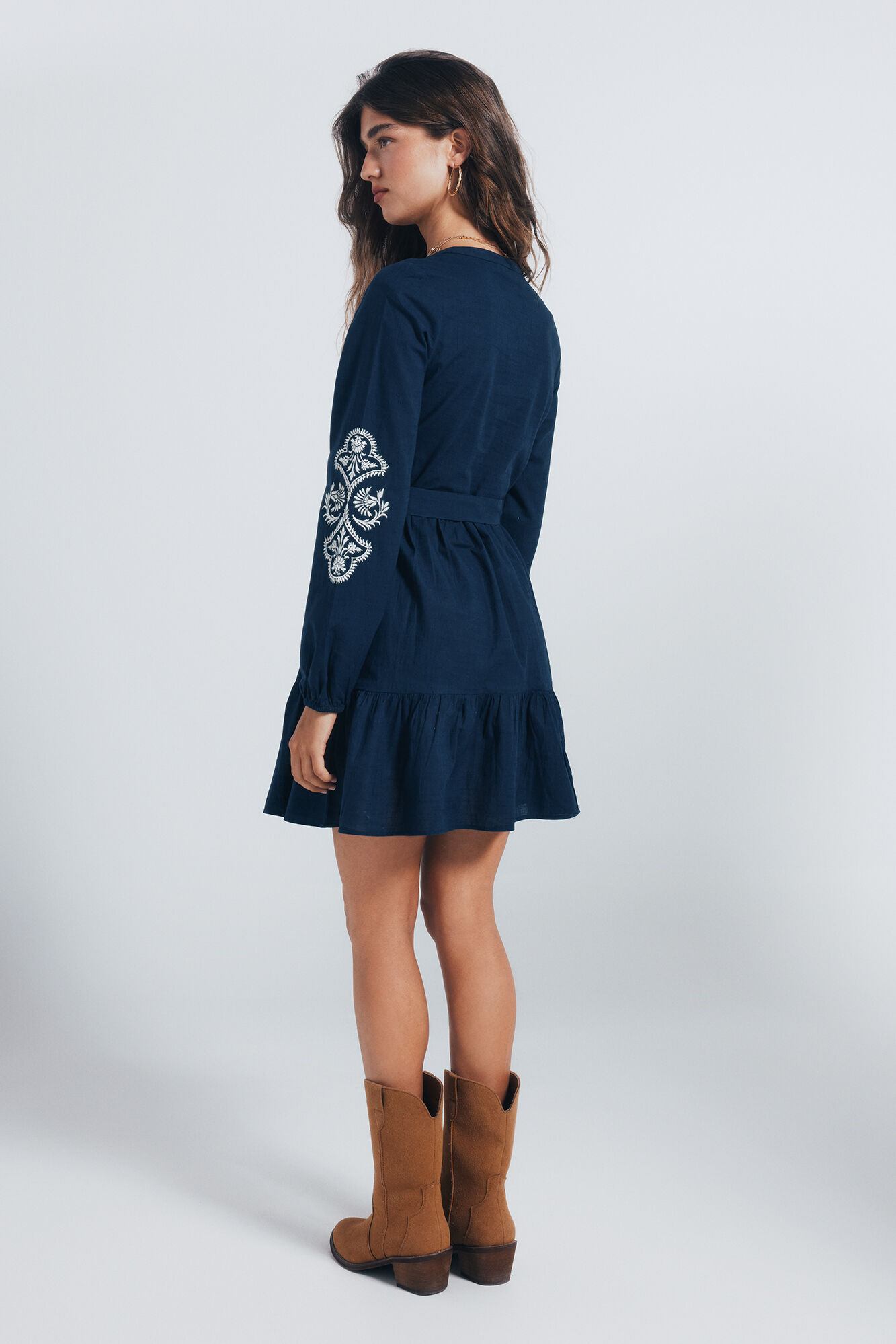 Springfield Vestido corto camisero bordados azulado