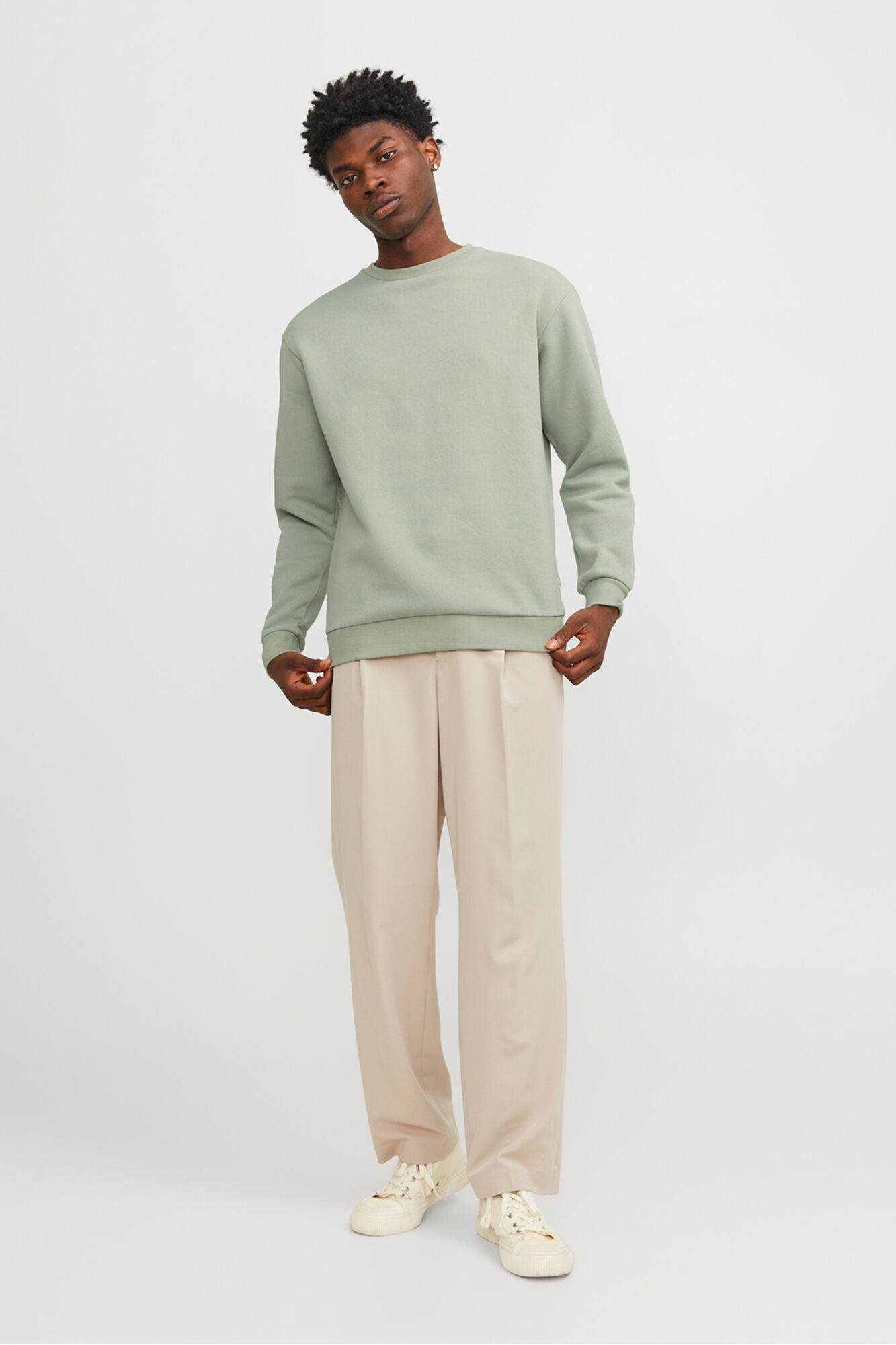 Jack & Jones Sudadera b&aacute;sica de cuello redondo verde