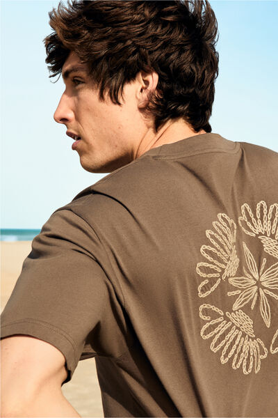 Springfield Camiseta bordados círculo café