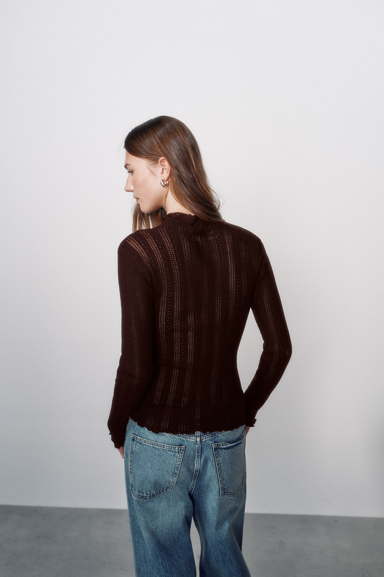 High Spirits Su&eacute;ter Brune caf&eacute;