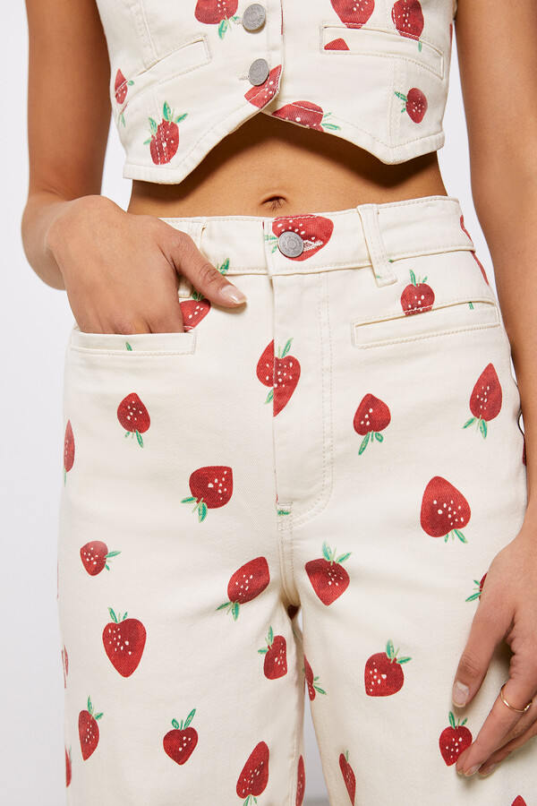 High Spirits Jeans Berry-Cake  beige