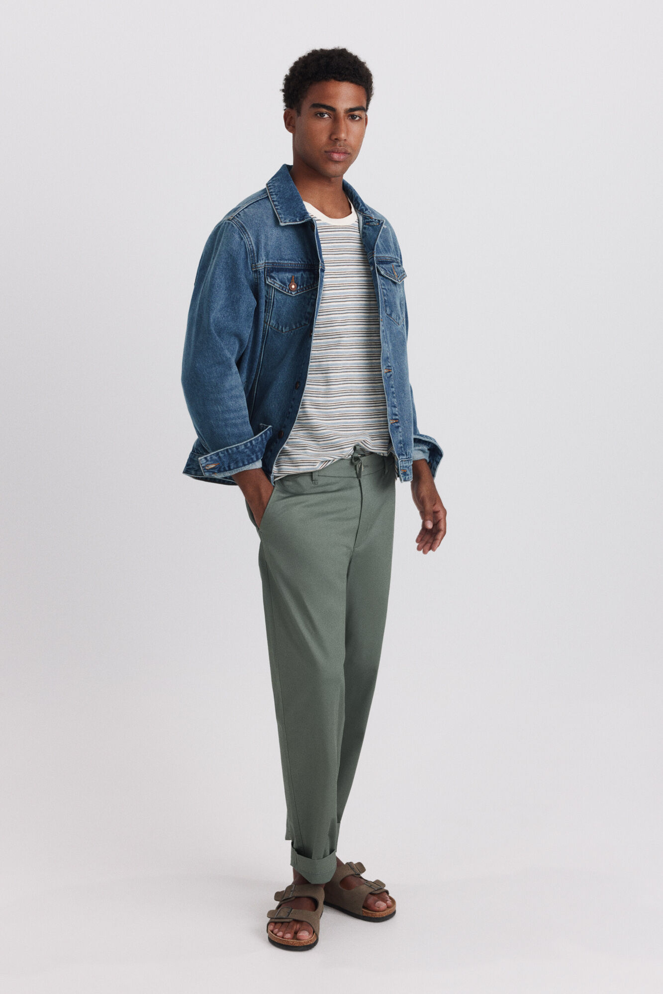 Springfield Pantal&oacute;n ligero straight fit