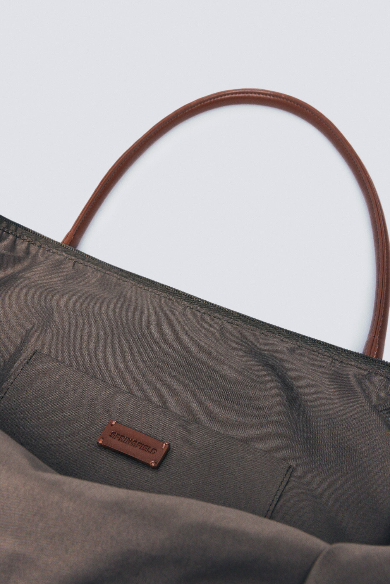 Springfield Bolsa shopper de nailon kaki