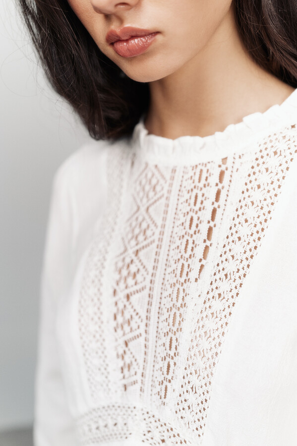 High Spirits Blusa Whimsy beige