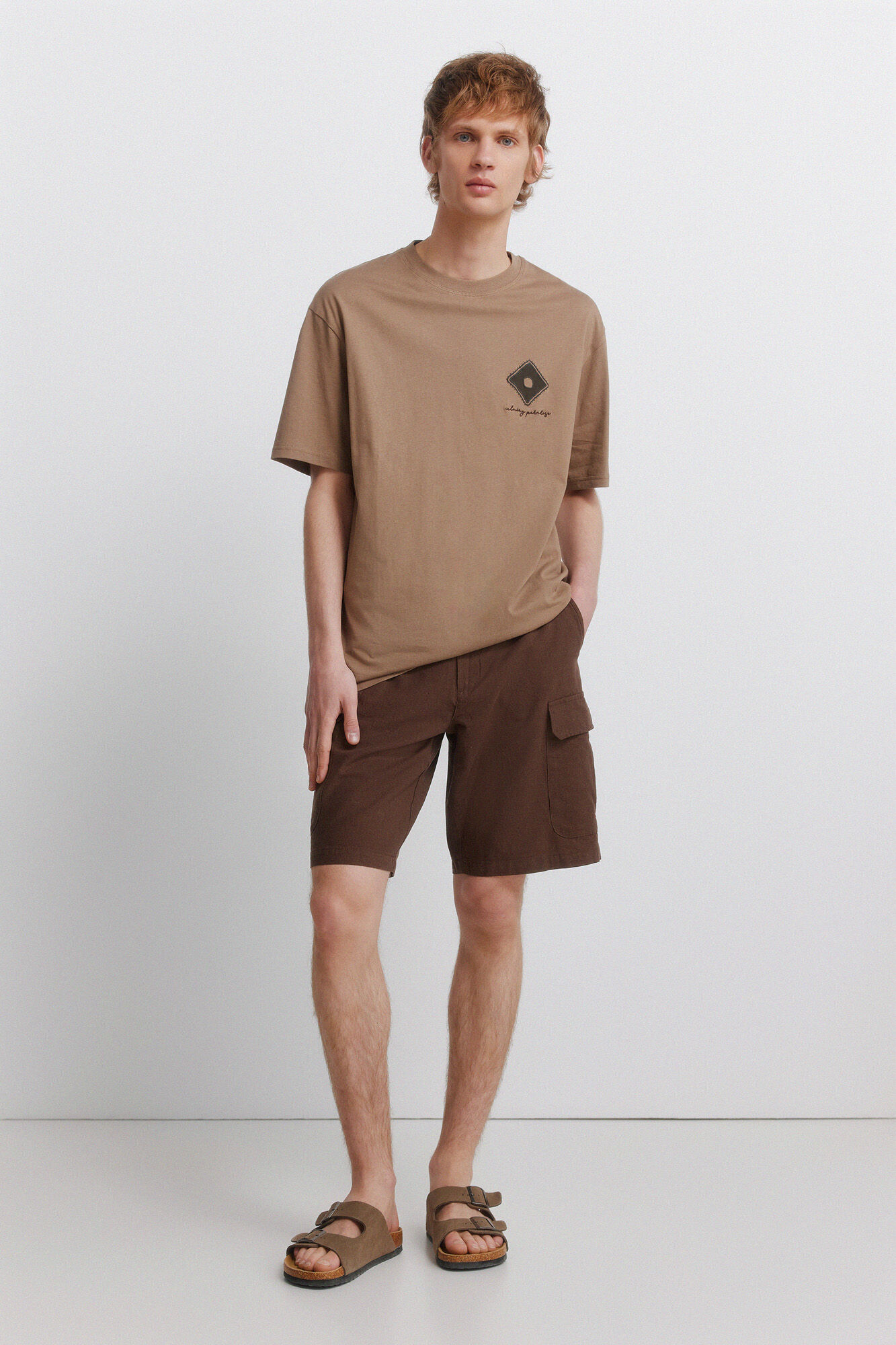 Springfield Playera de parches caf&eacute;