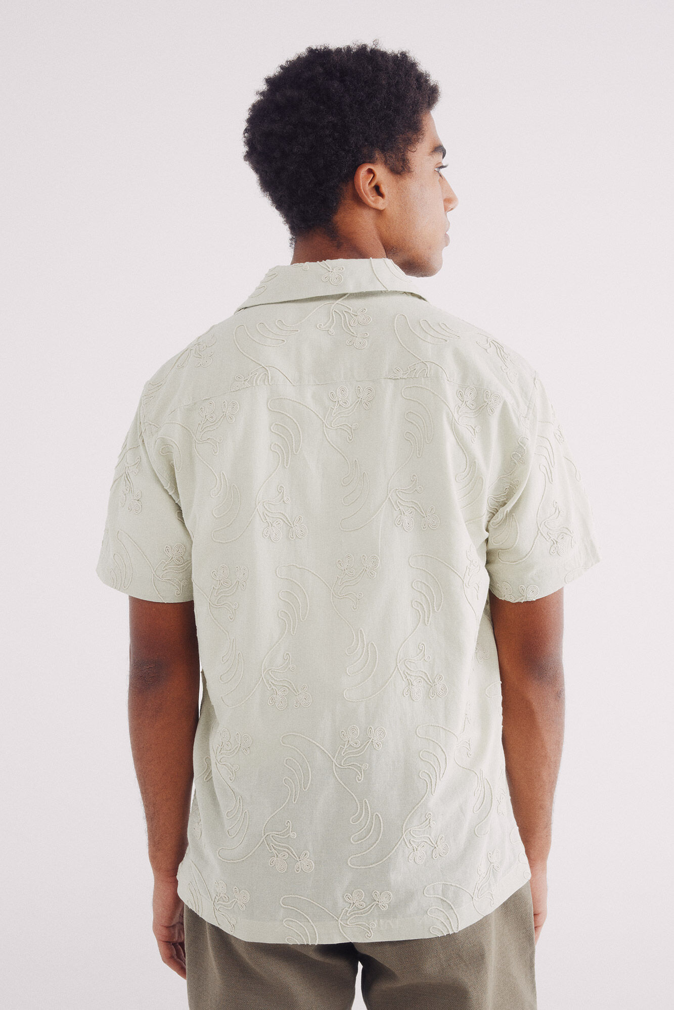 Springfield Camisa manga corta bordada a tono kaki