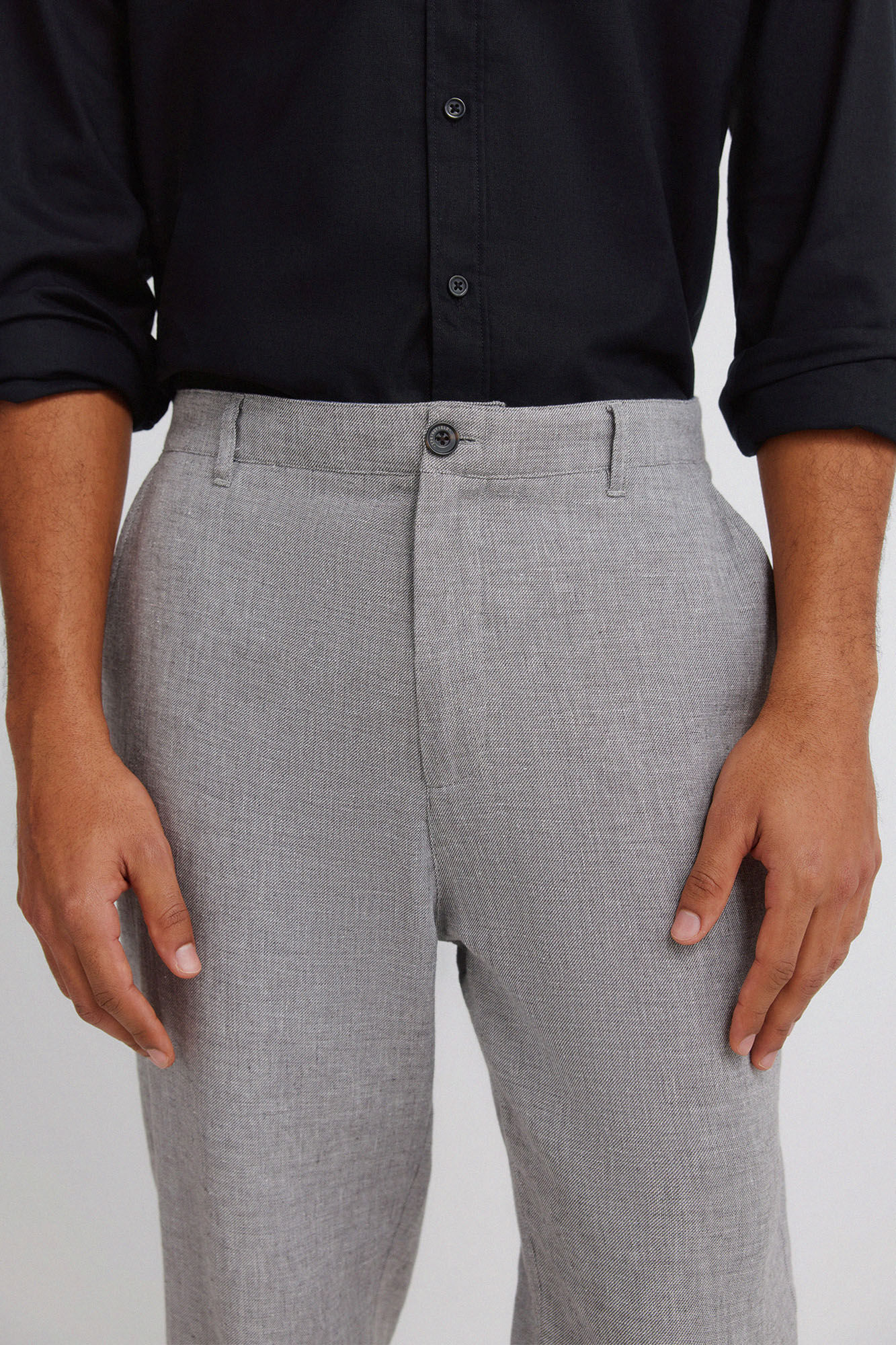 Springfield Pantal&oacute;n slim fit comfort de lino con estructura gris