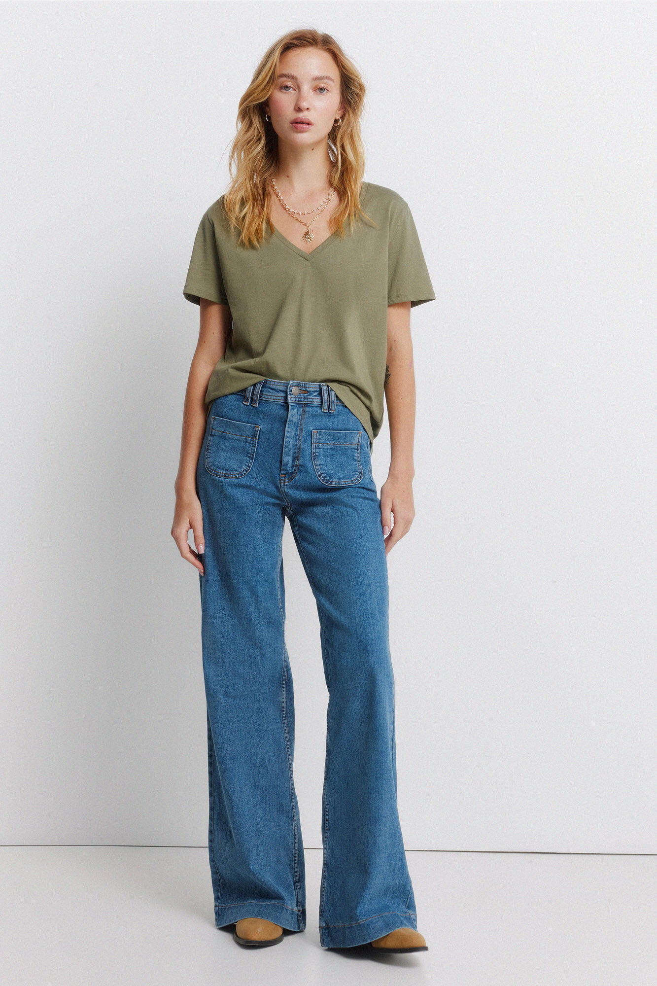 Springfield Playera b&aacute;sica cuello en pico de algod&oacute;n kaki