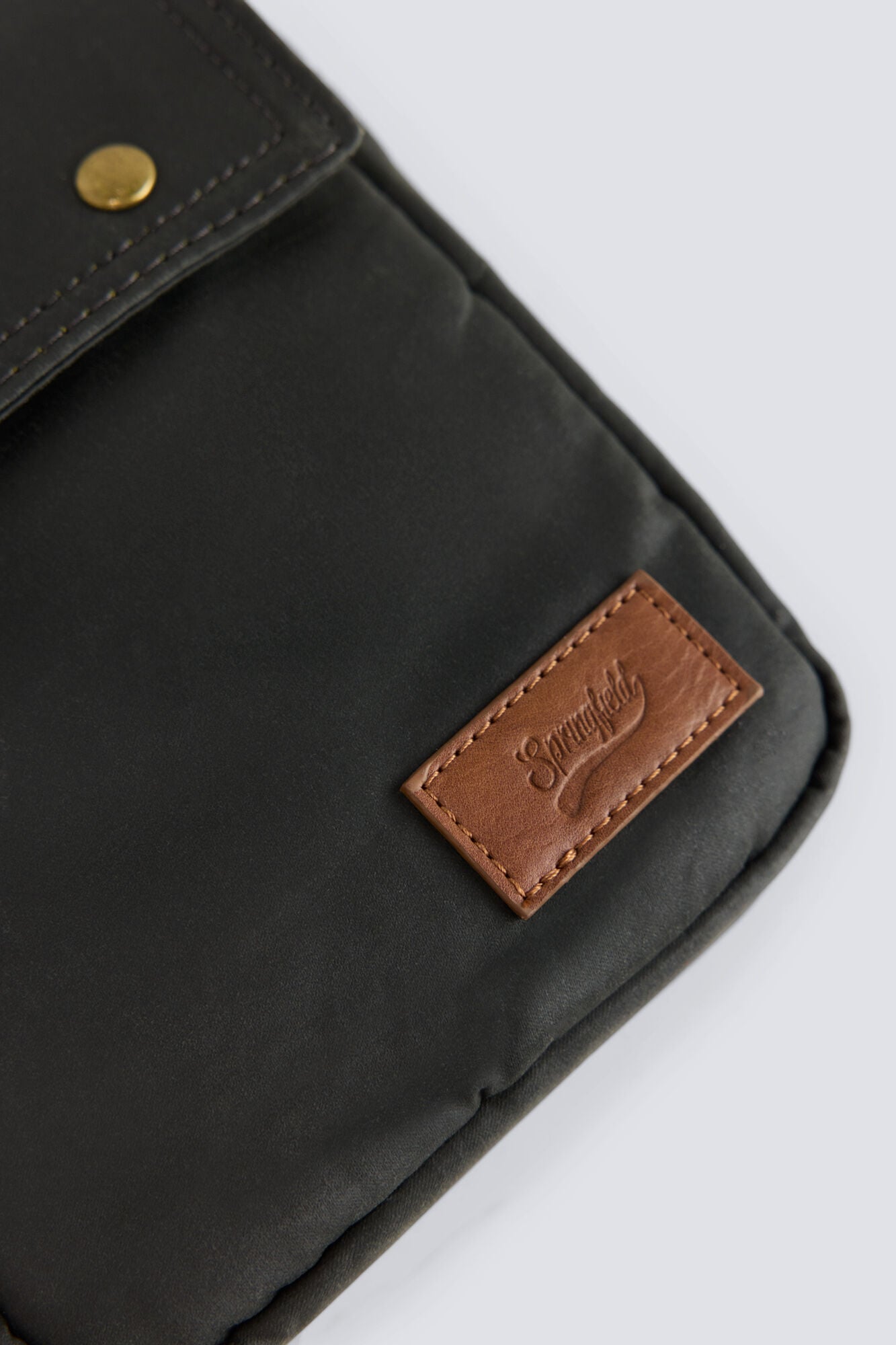 Springfield Bolsa peque&ntilde;a cruzada verde kaki