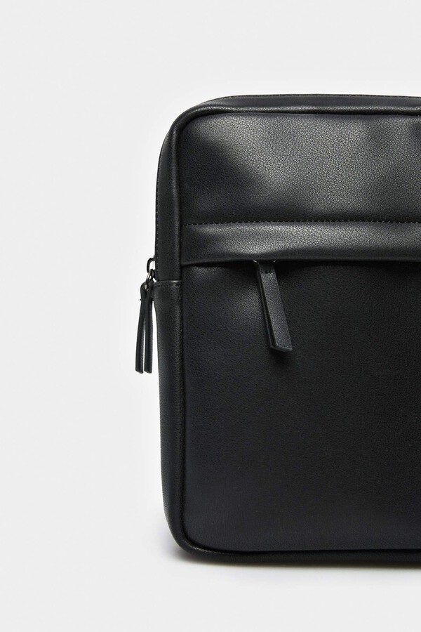Springfield Bolso mediano cruzado efecto piel negro