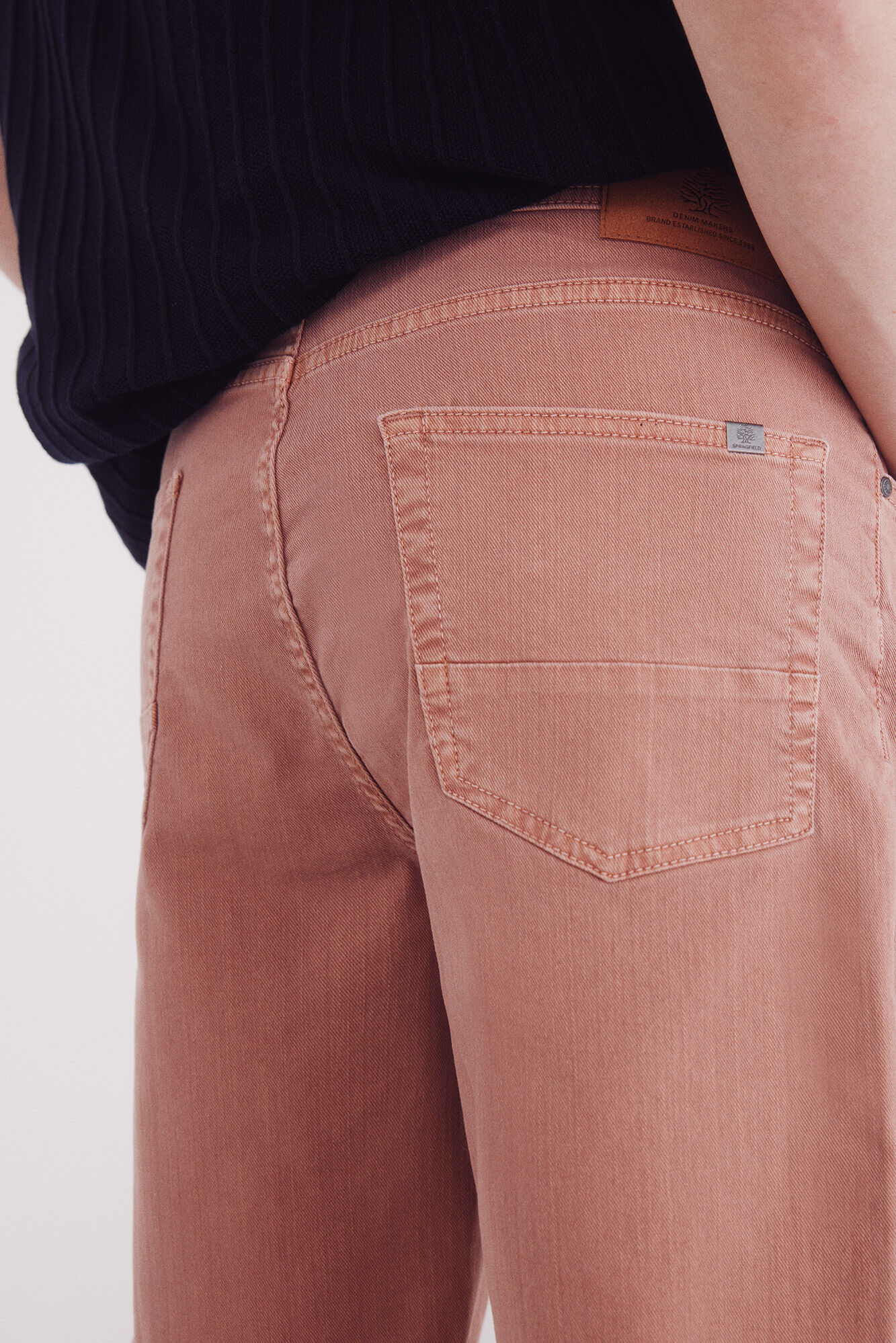 Springfield Bermuda color lavada slim fit rosa