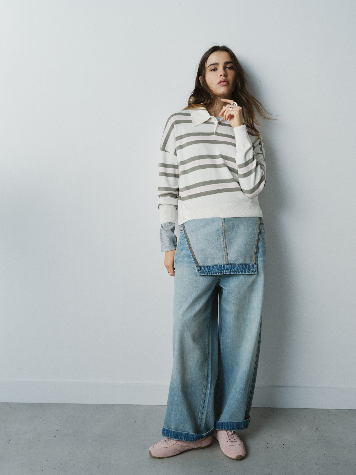 High Spirits Su&eacute;ter Cloud marfil