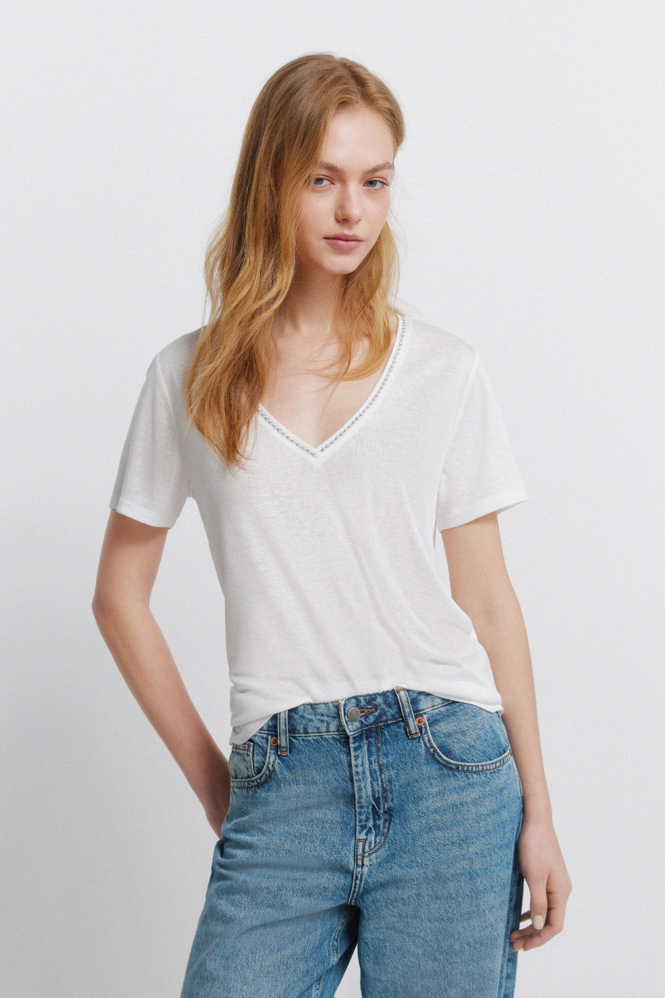 Springfield Playera de manga corta cuello en pico